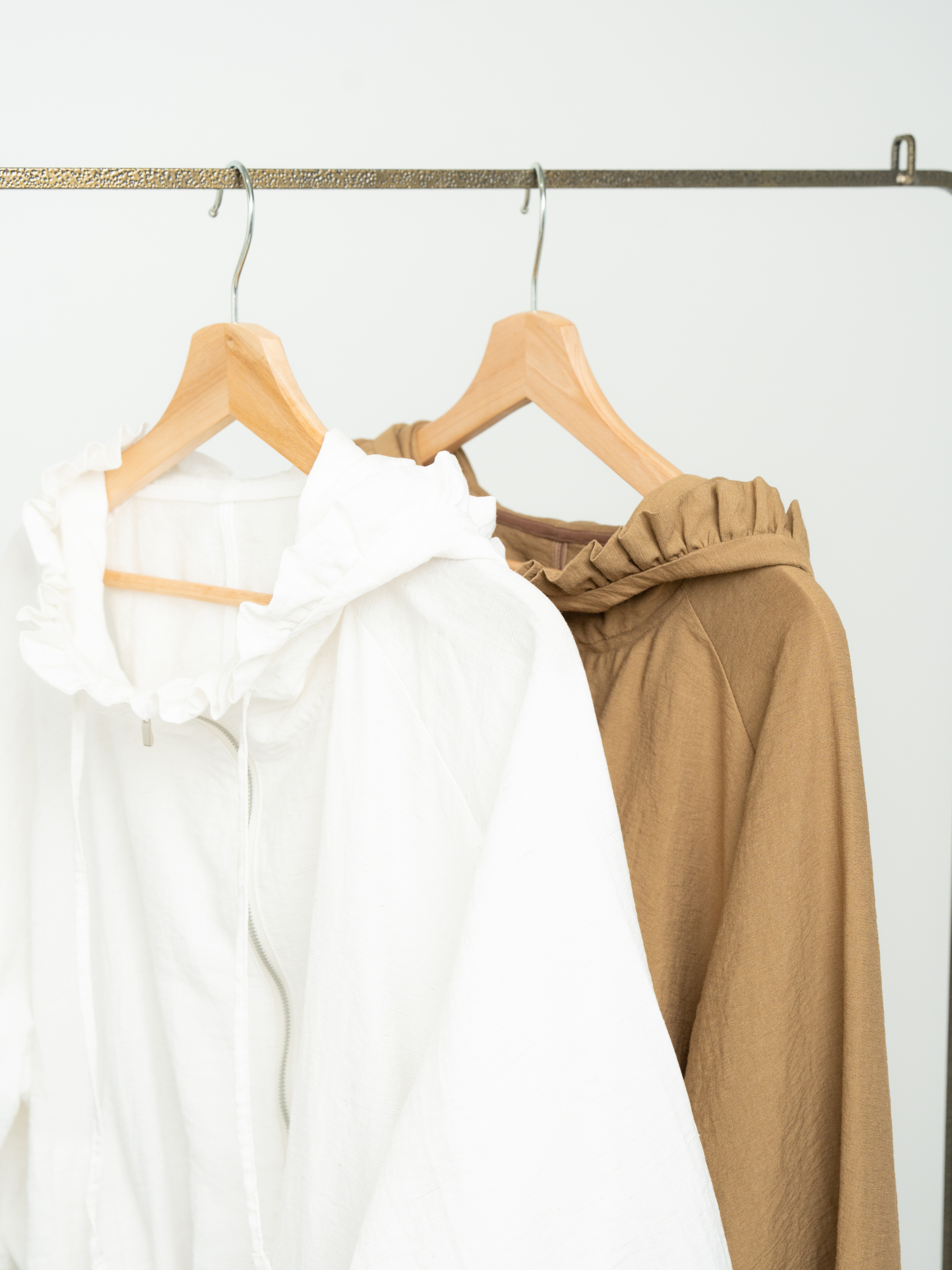 LIGHT LINEN ZIP JACKET
