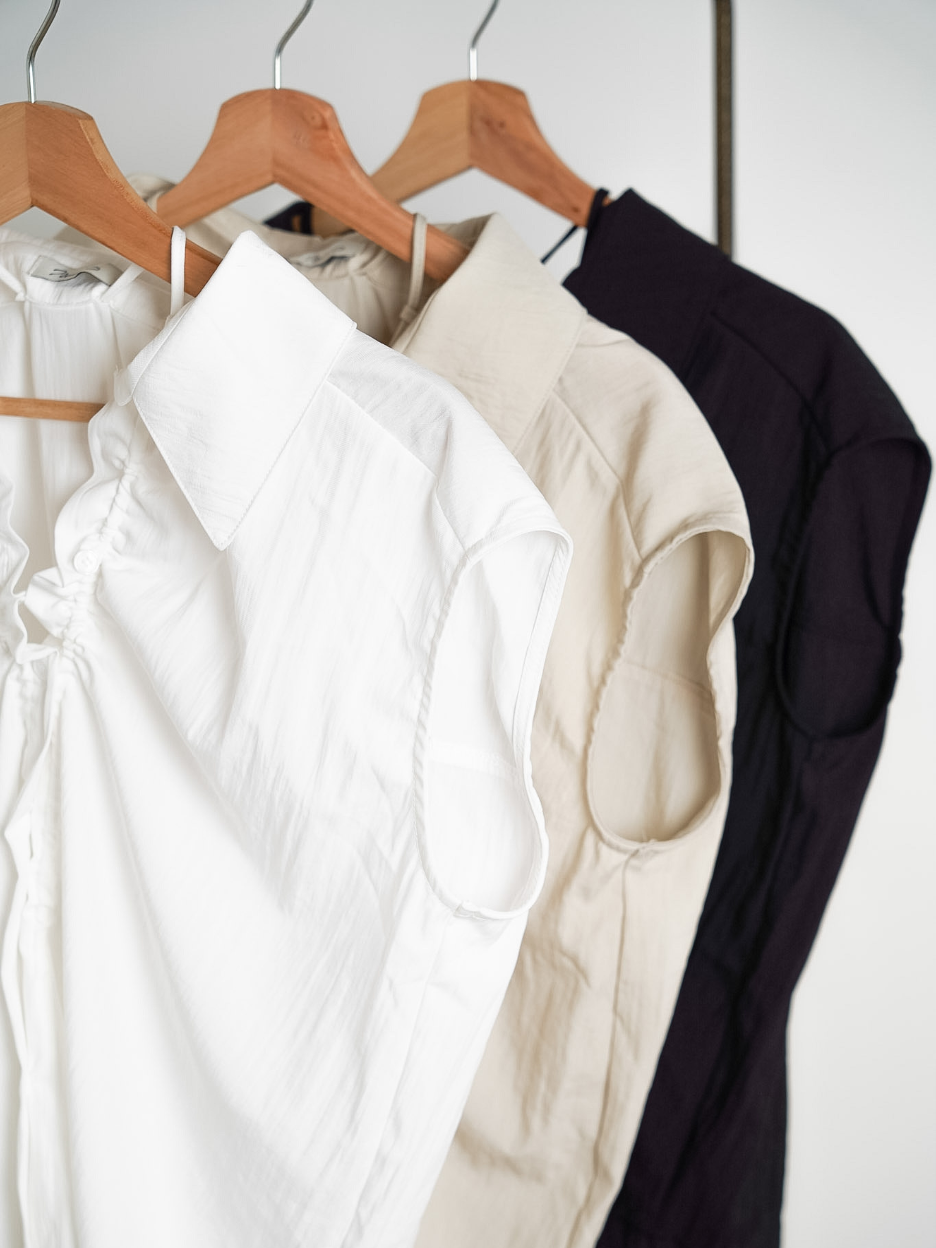 DRAWSTRING BLOUSE