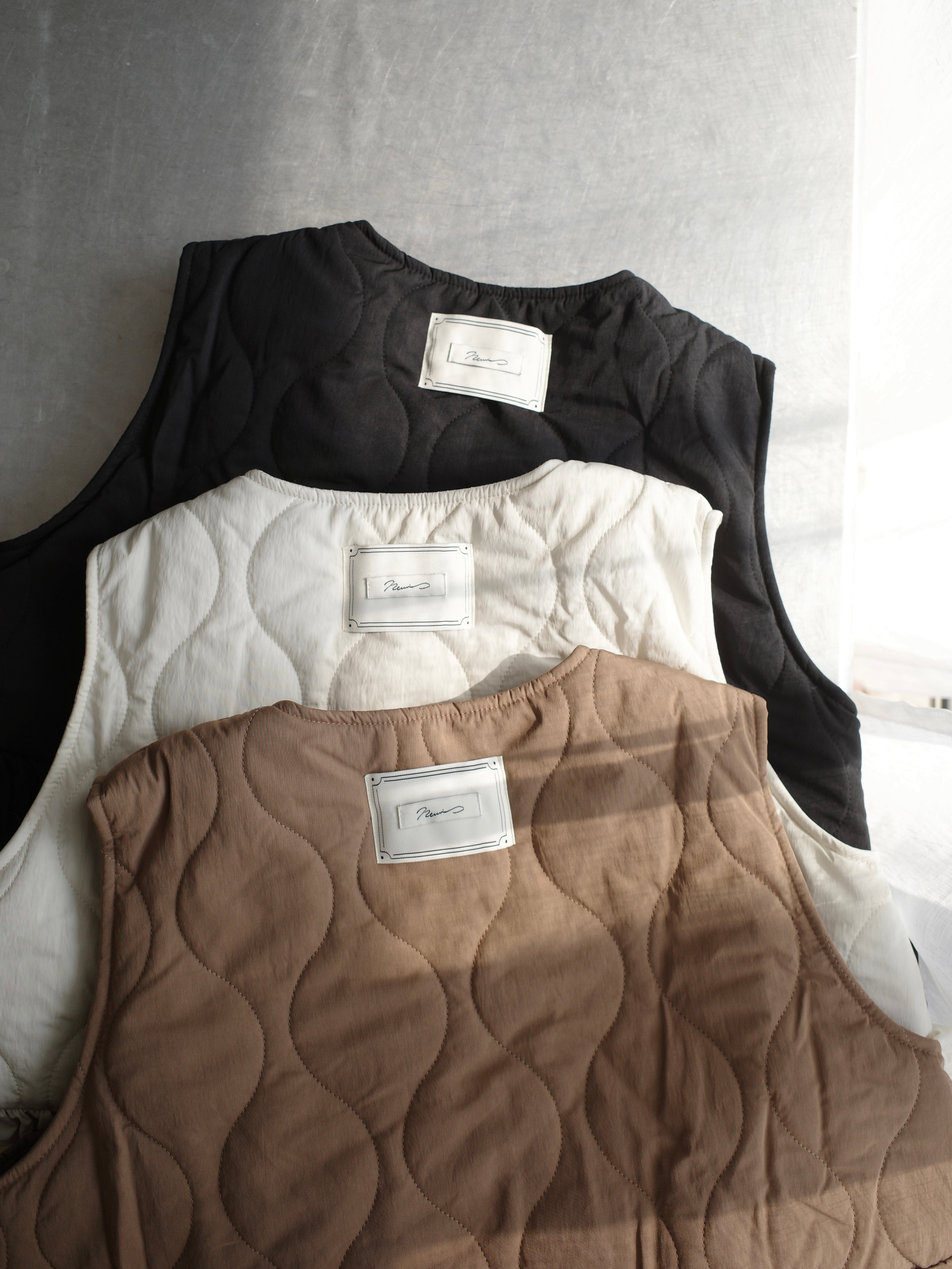 FRILL HEM QUILTING VEST