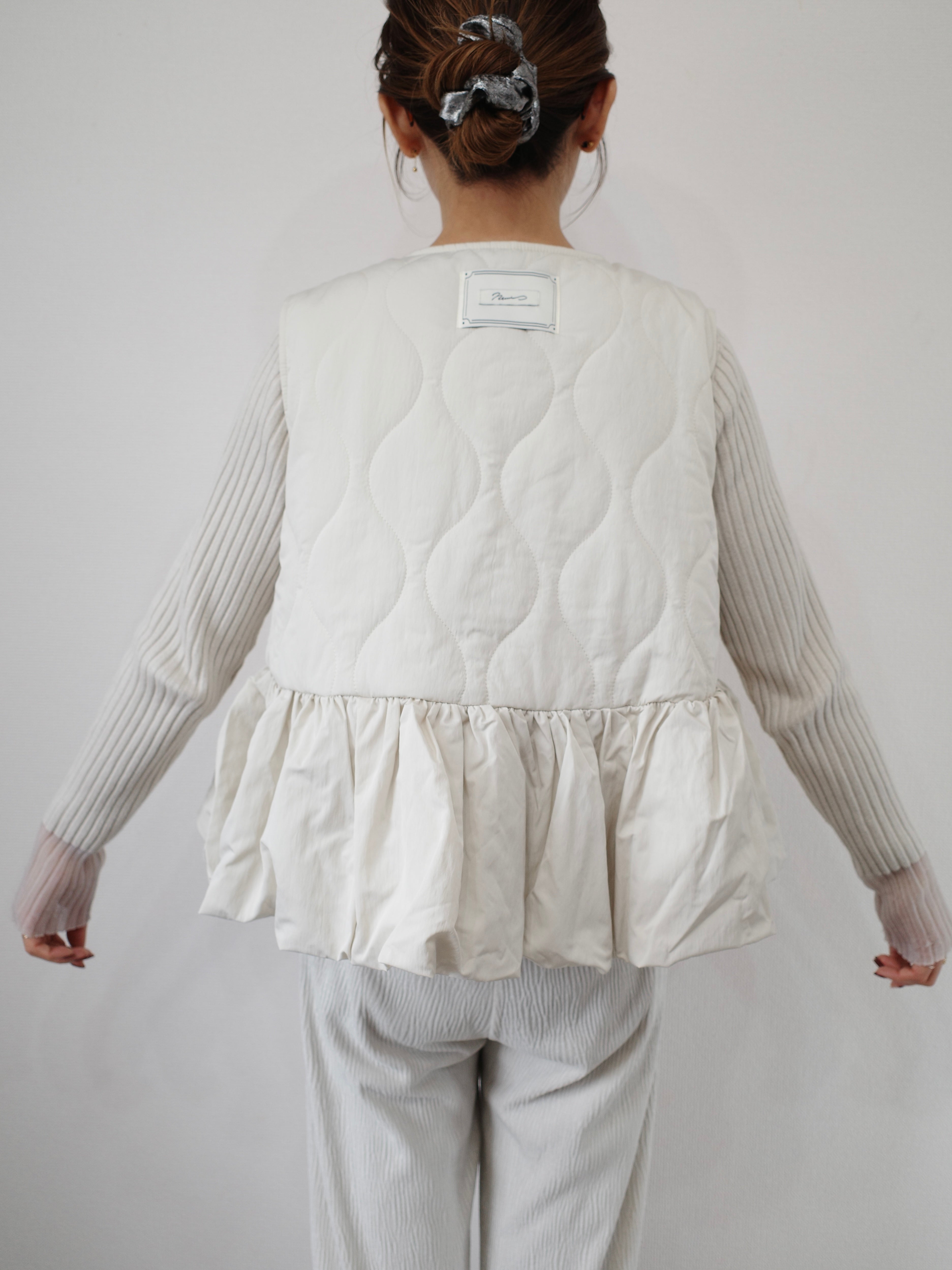 FRILL HEM QUILTING VEST