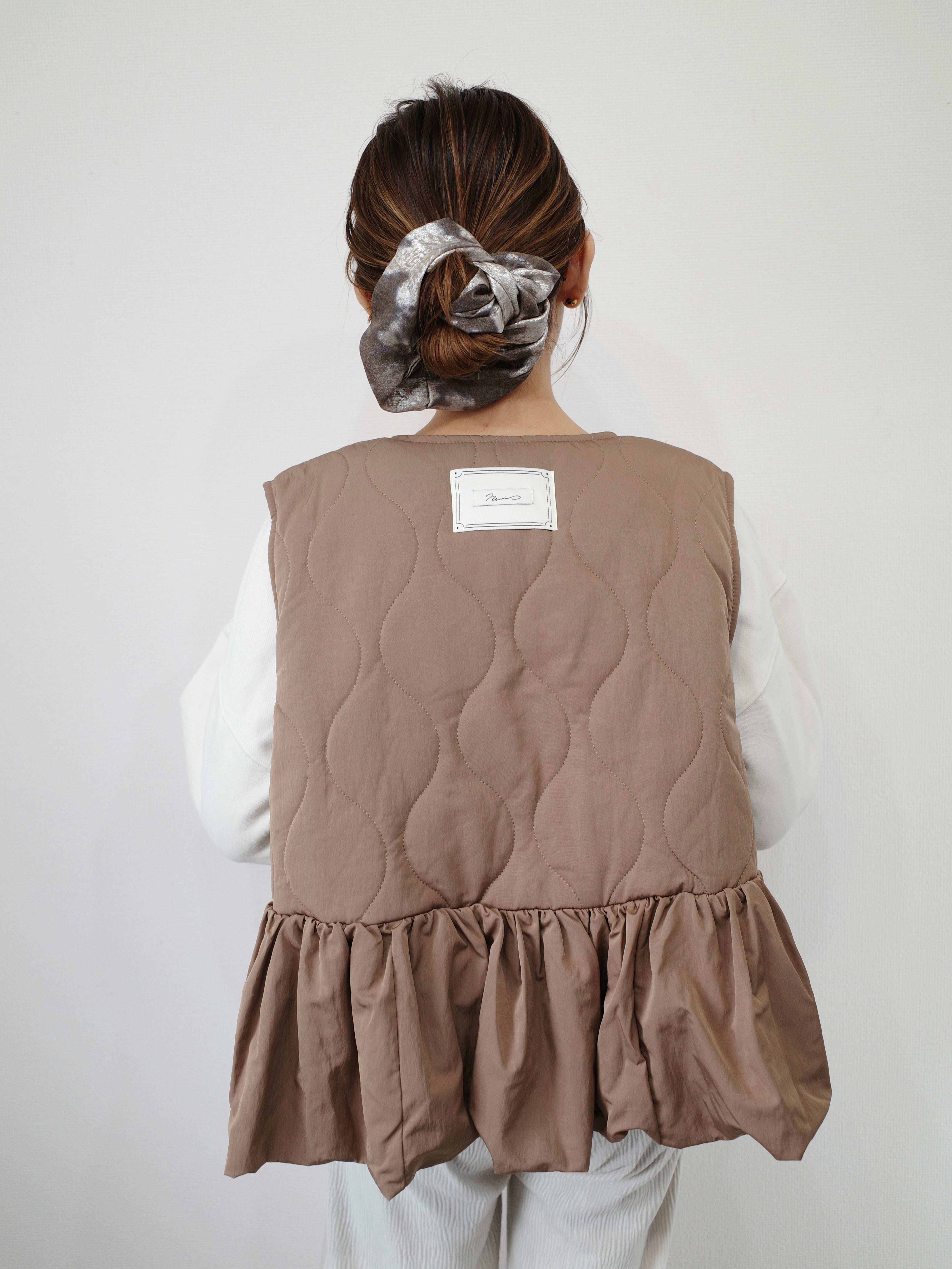 FRILL HEM QUILTING VEST
