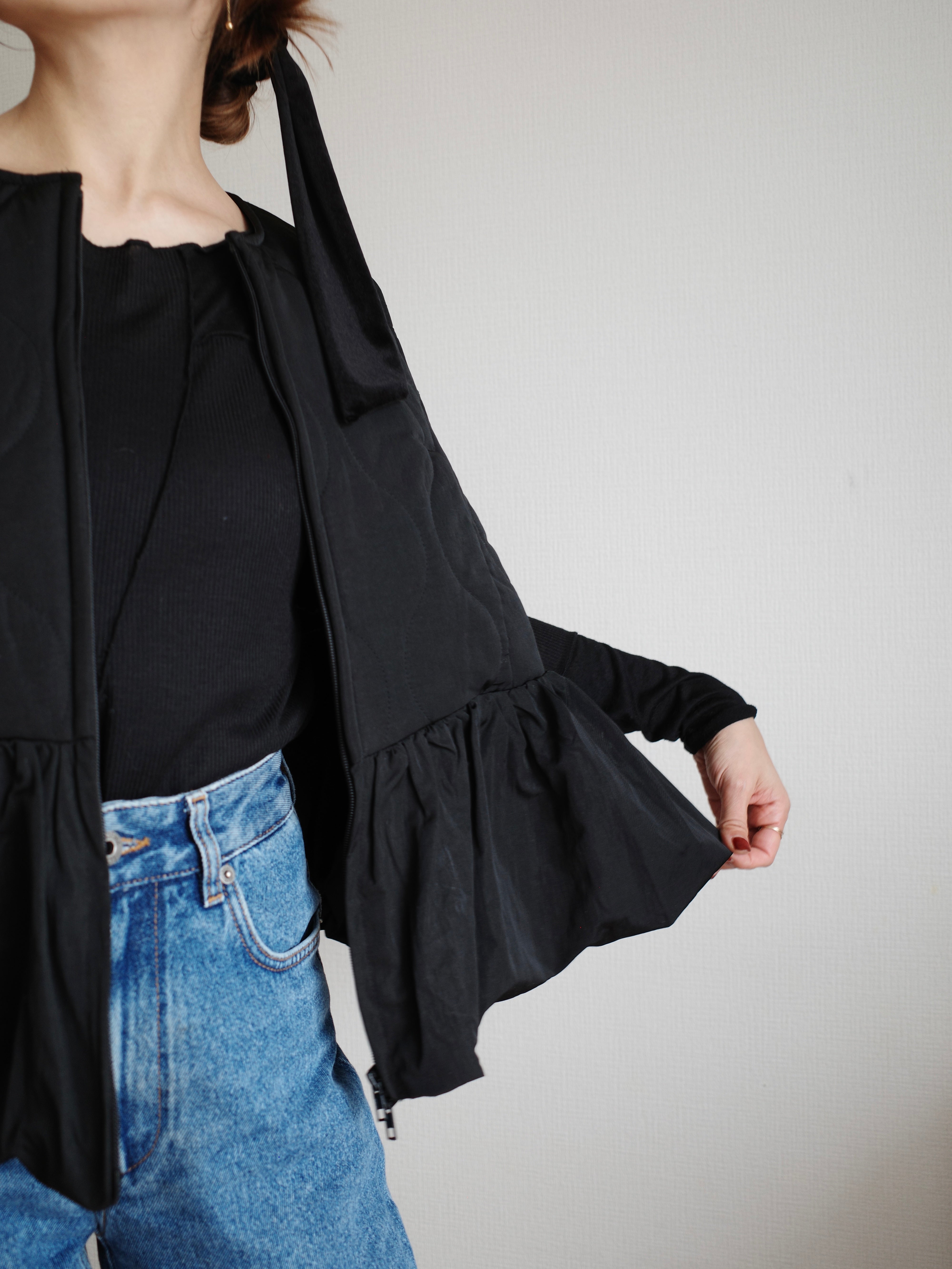 FRILL HEM QUILTING VEST