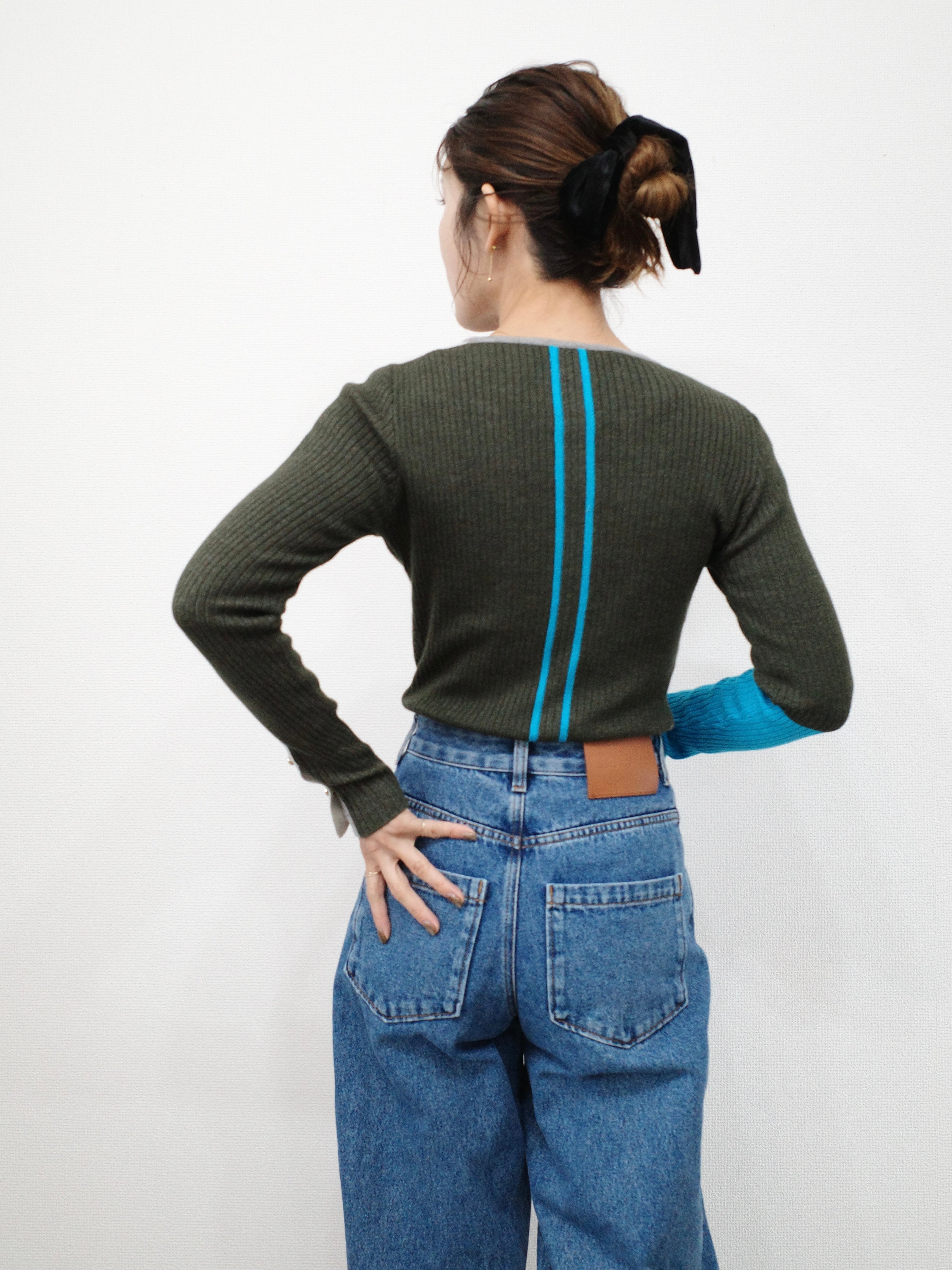 EN LINE ASYMMETRY RIB KNIT