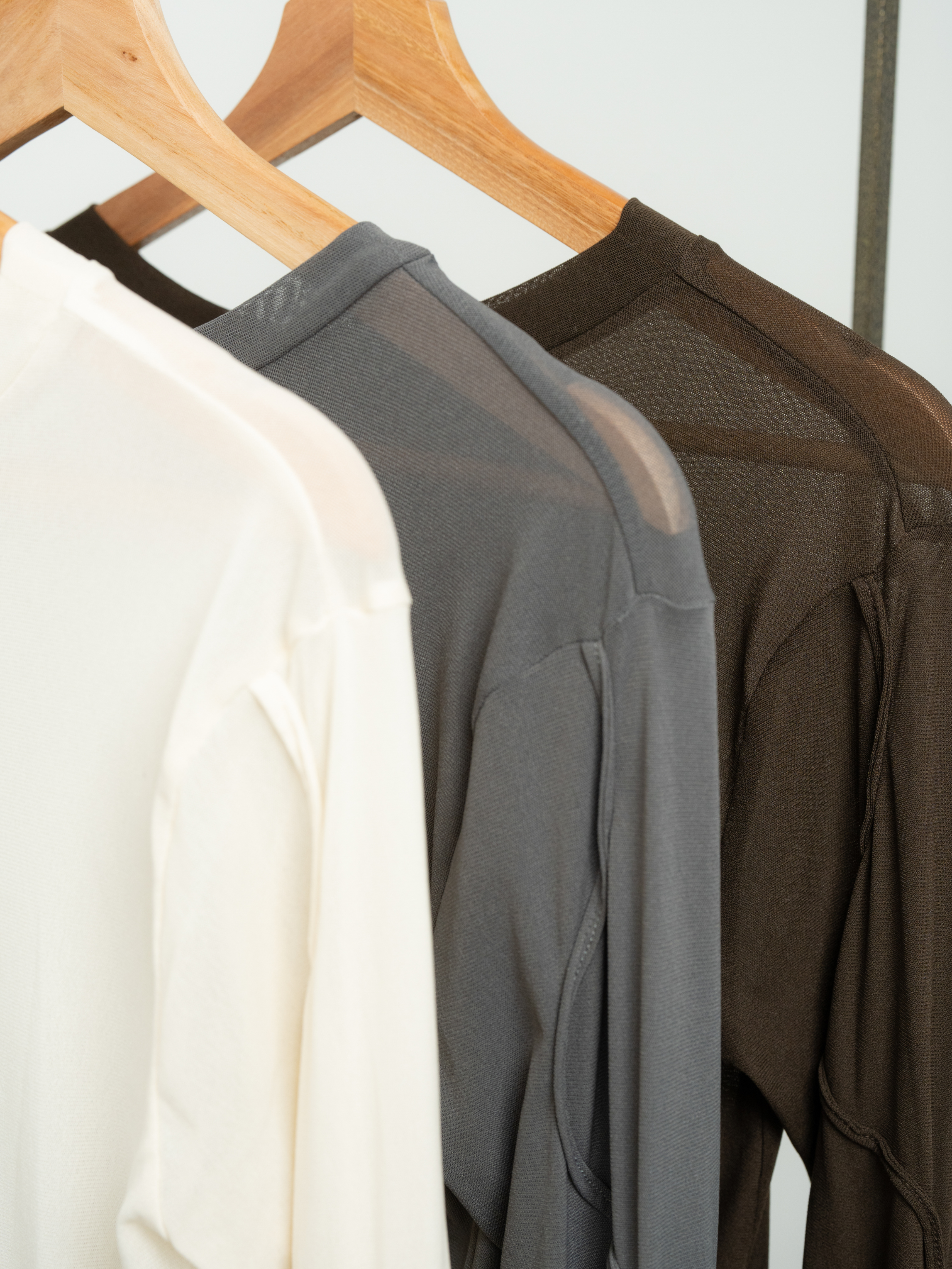 2WAY SHEER STITCH TOPS