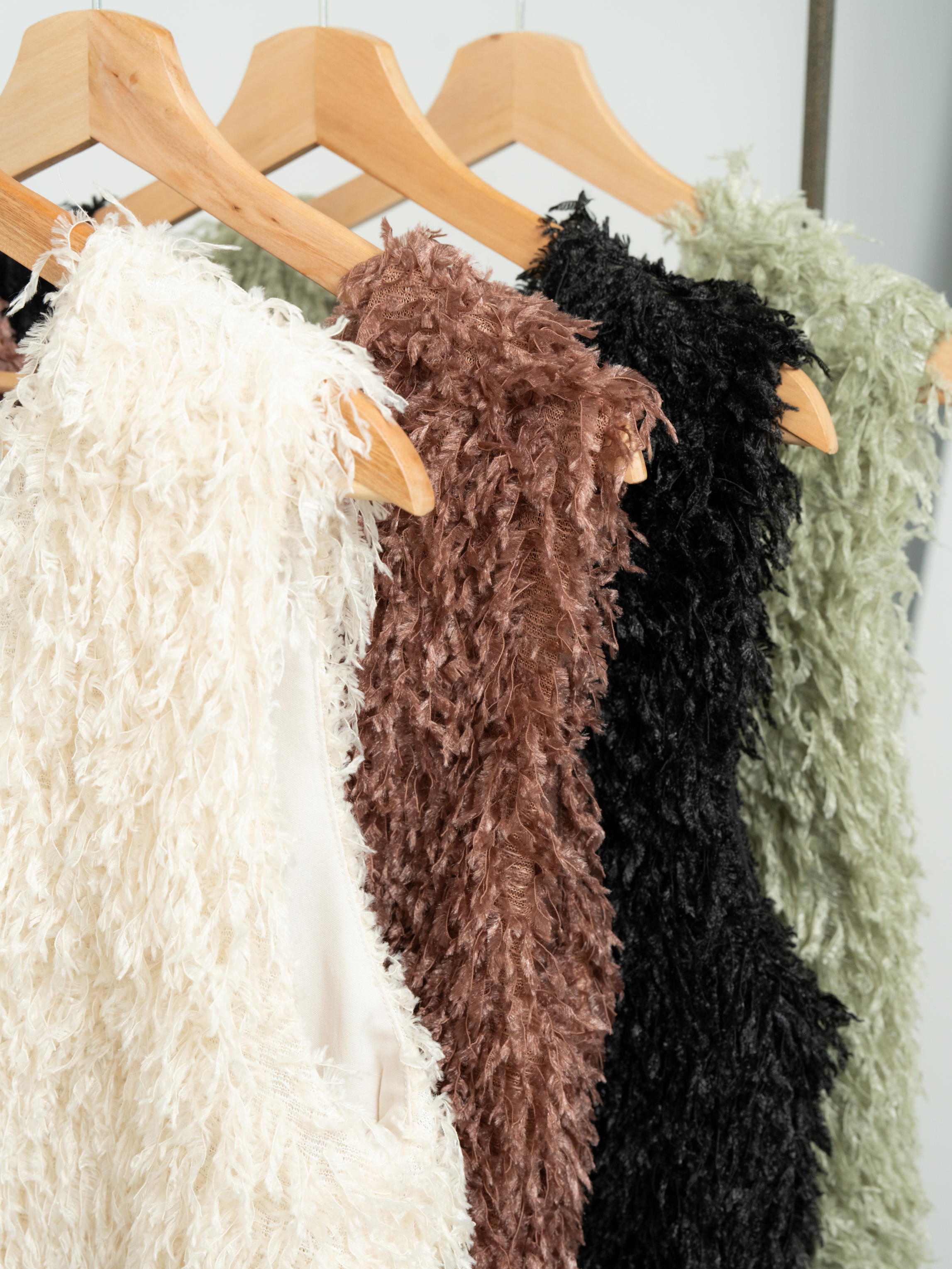 2WAY FRINGE VEST