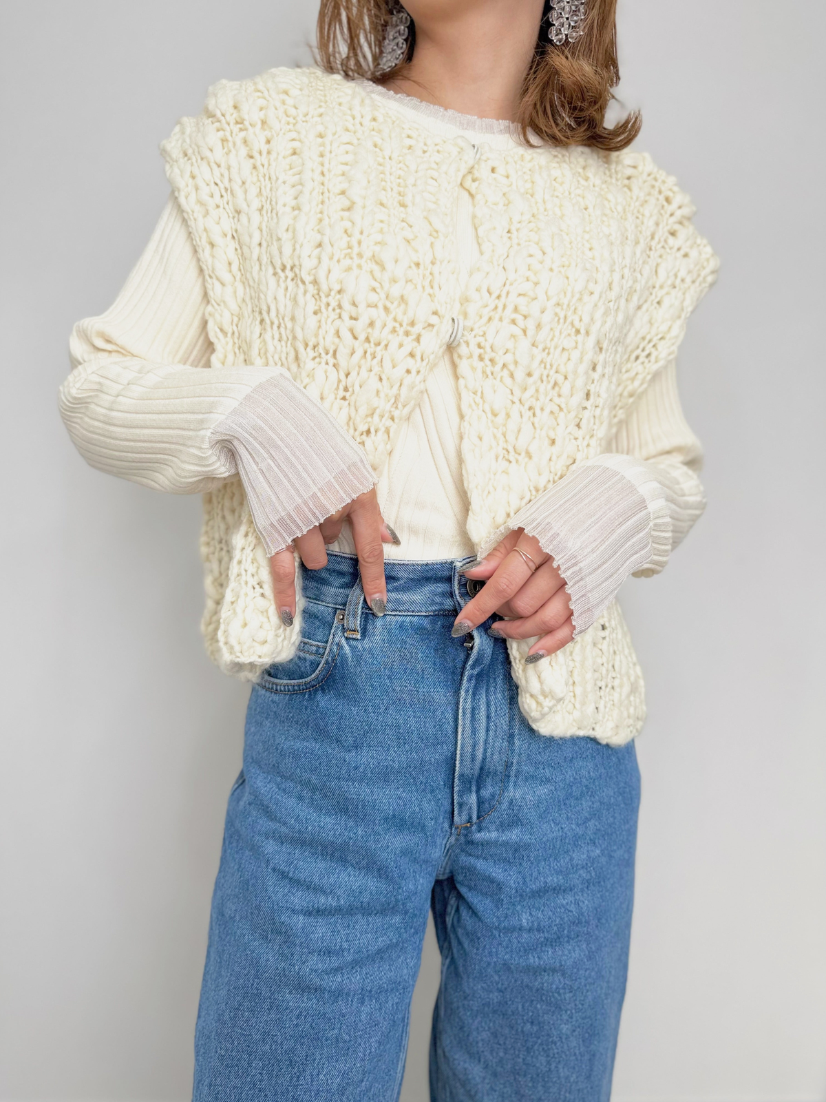 【10/23(金) 20:00〜 再販】HAND KNIT VEST