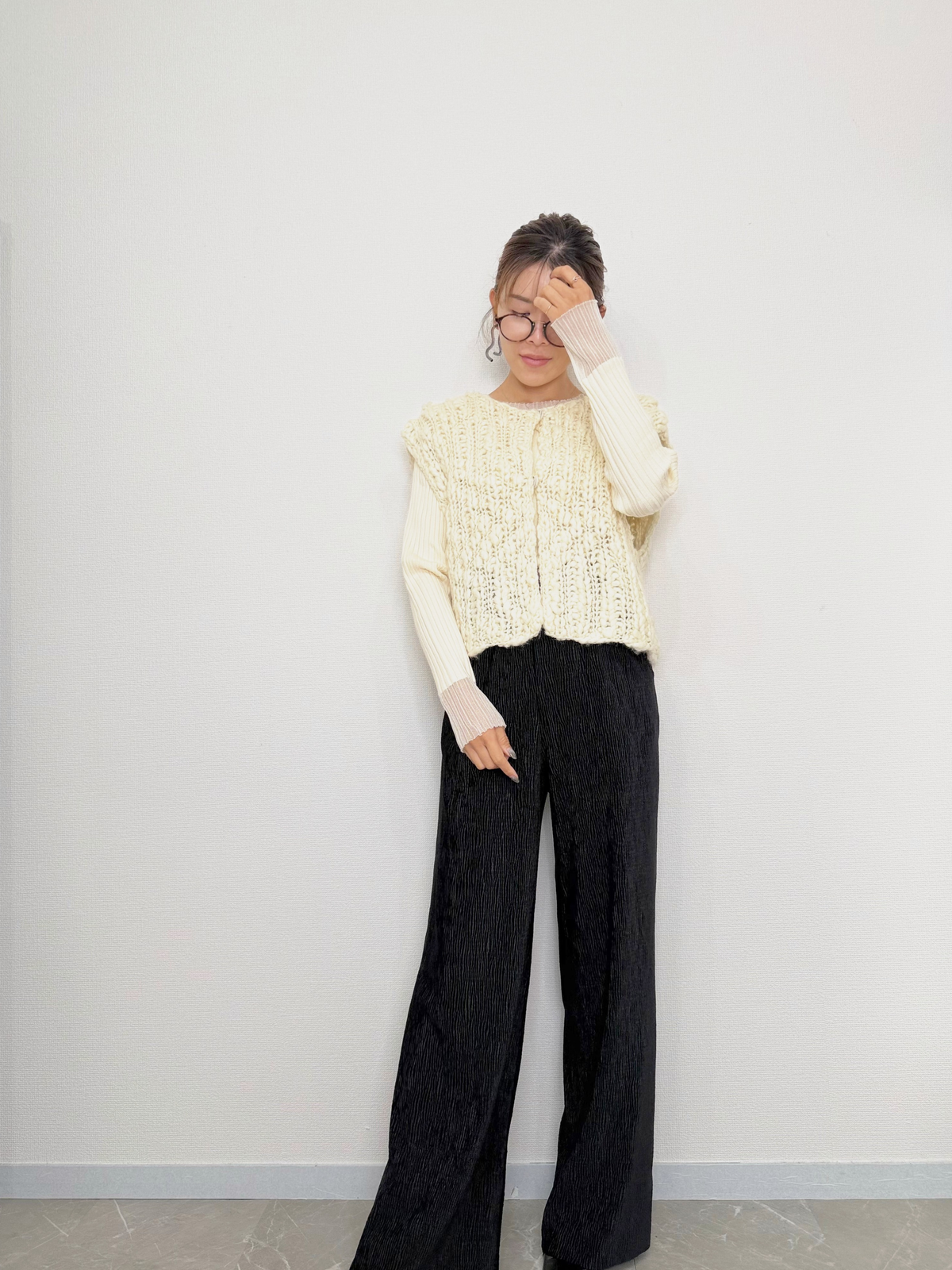 【10/23(金) 20:00〜 再販】HAND KNIT VEST