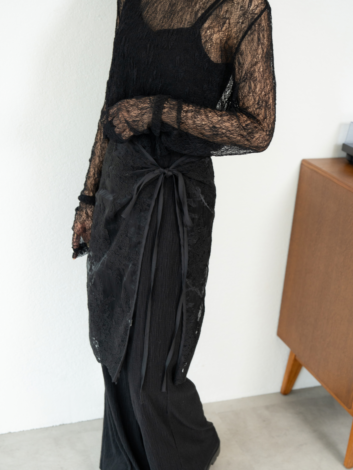 STRETCH LACE FIT TOP