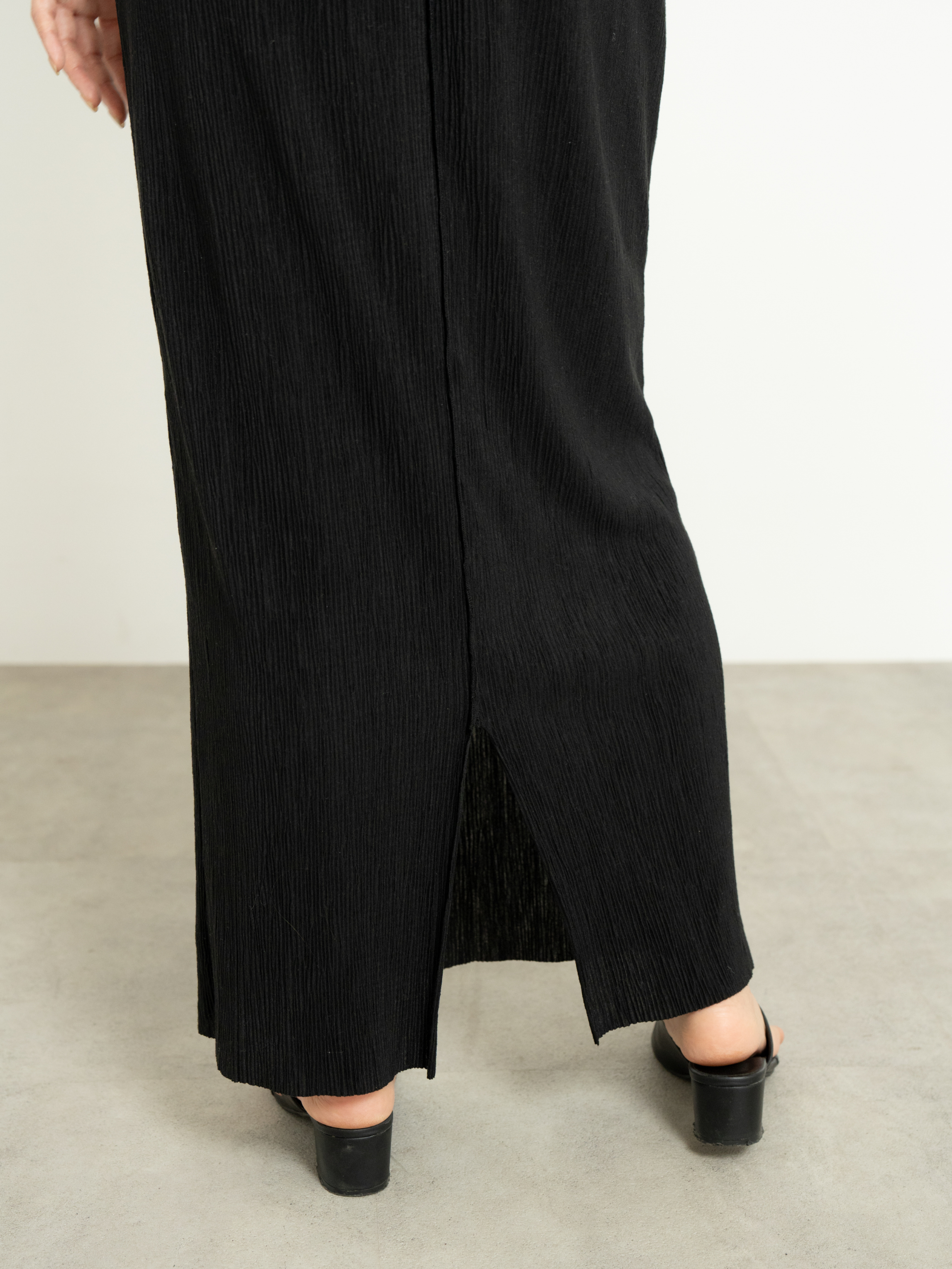 LIGHT TEXTURE PENCIL SKIRT