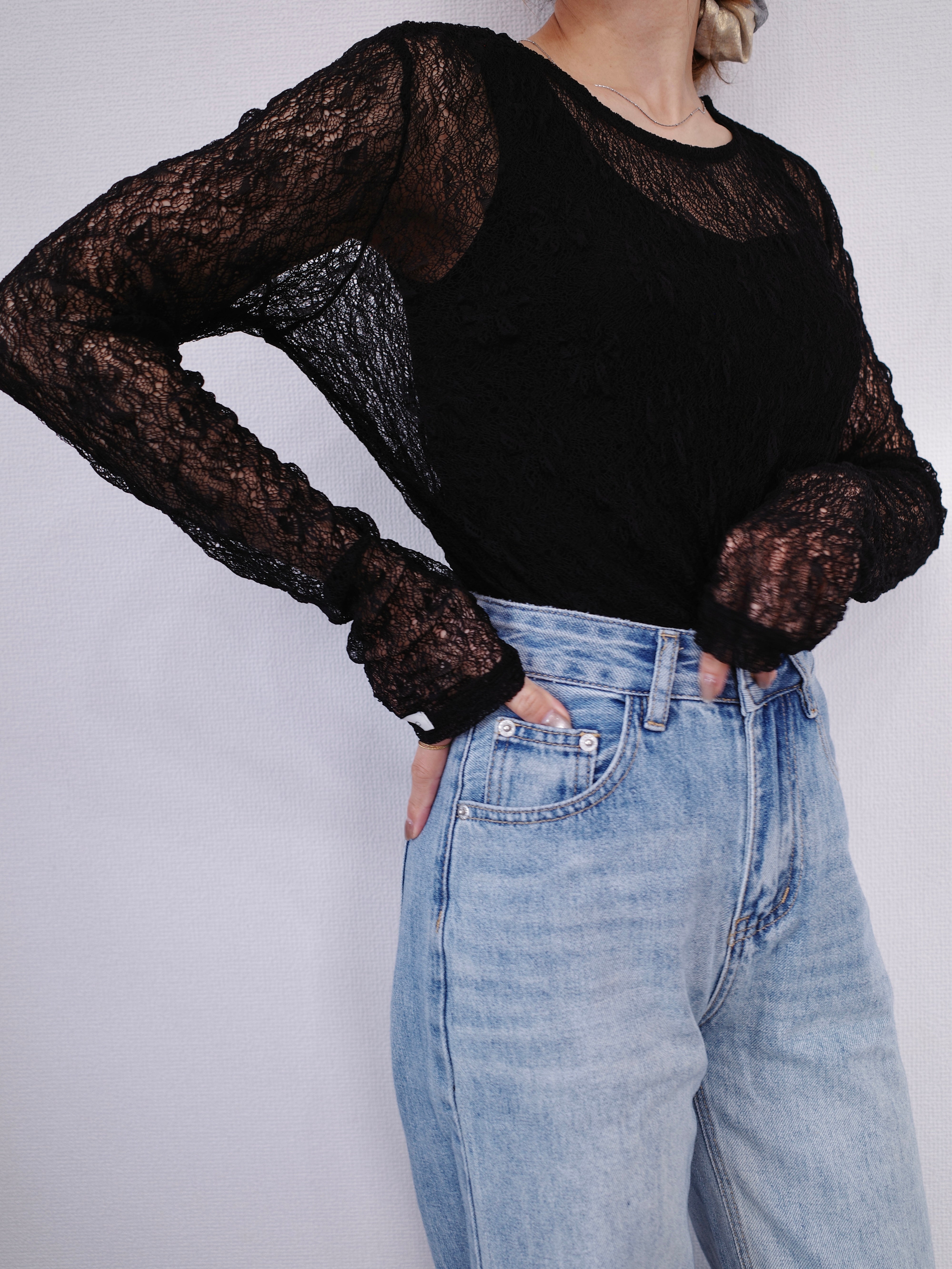 STRETCH LACE FIT TOP