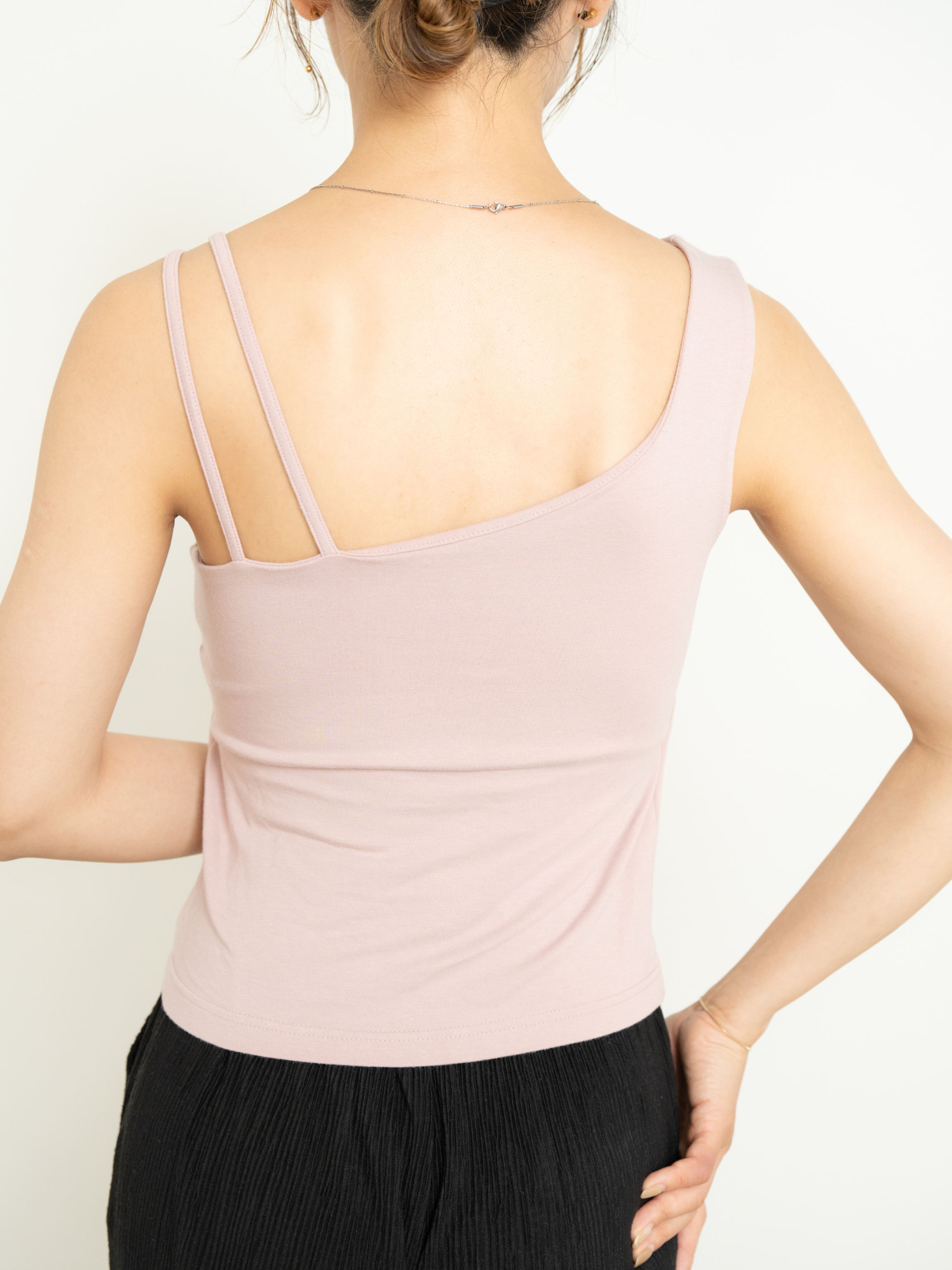 SOFT FIT ASYMMETRY BRA TOP