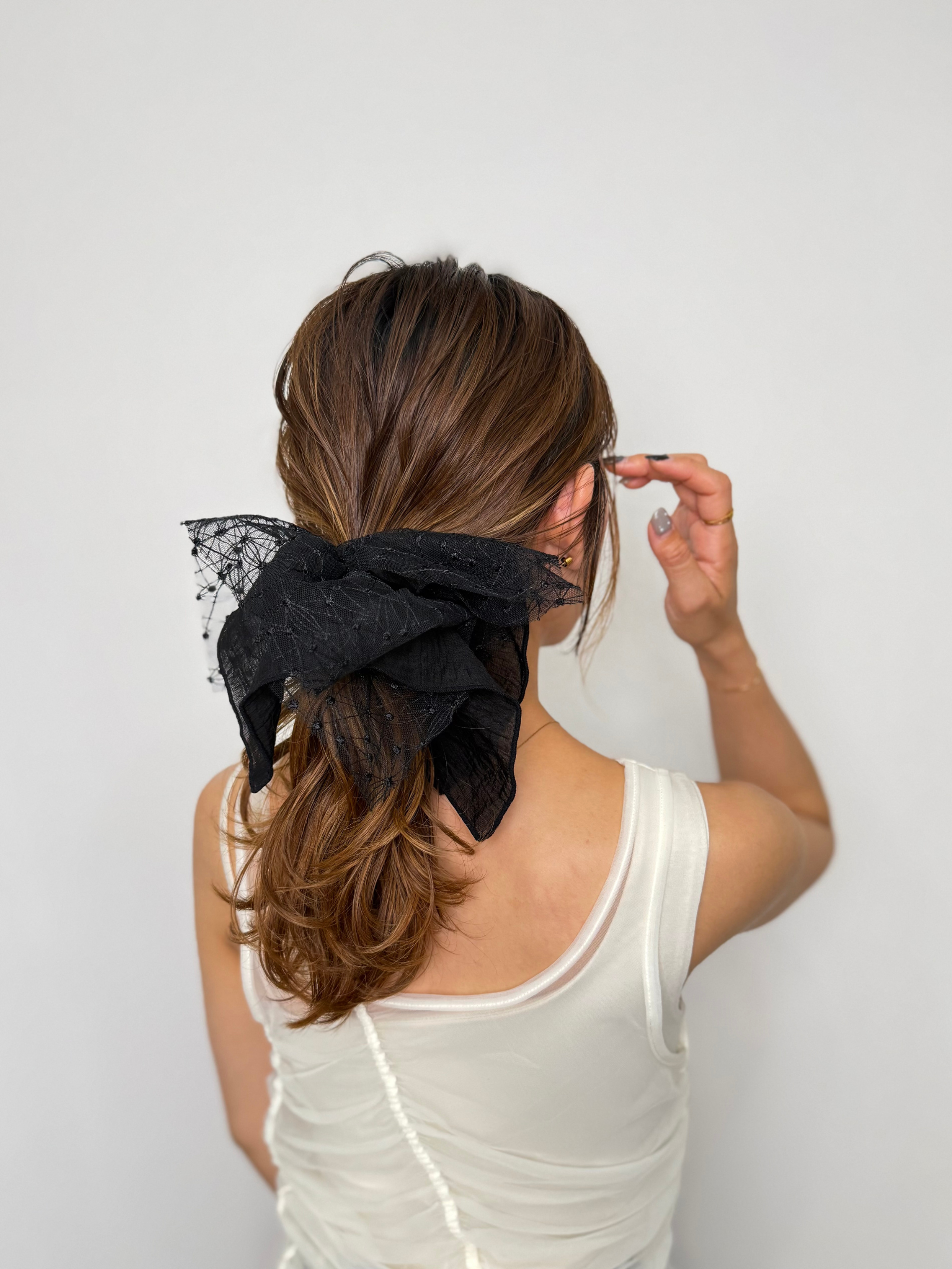 EMBROIDERY SQUARE SCRUNCHIE