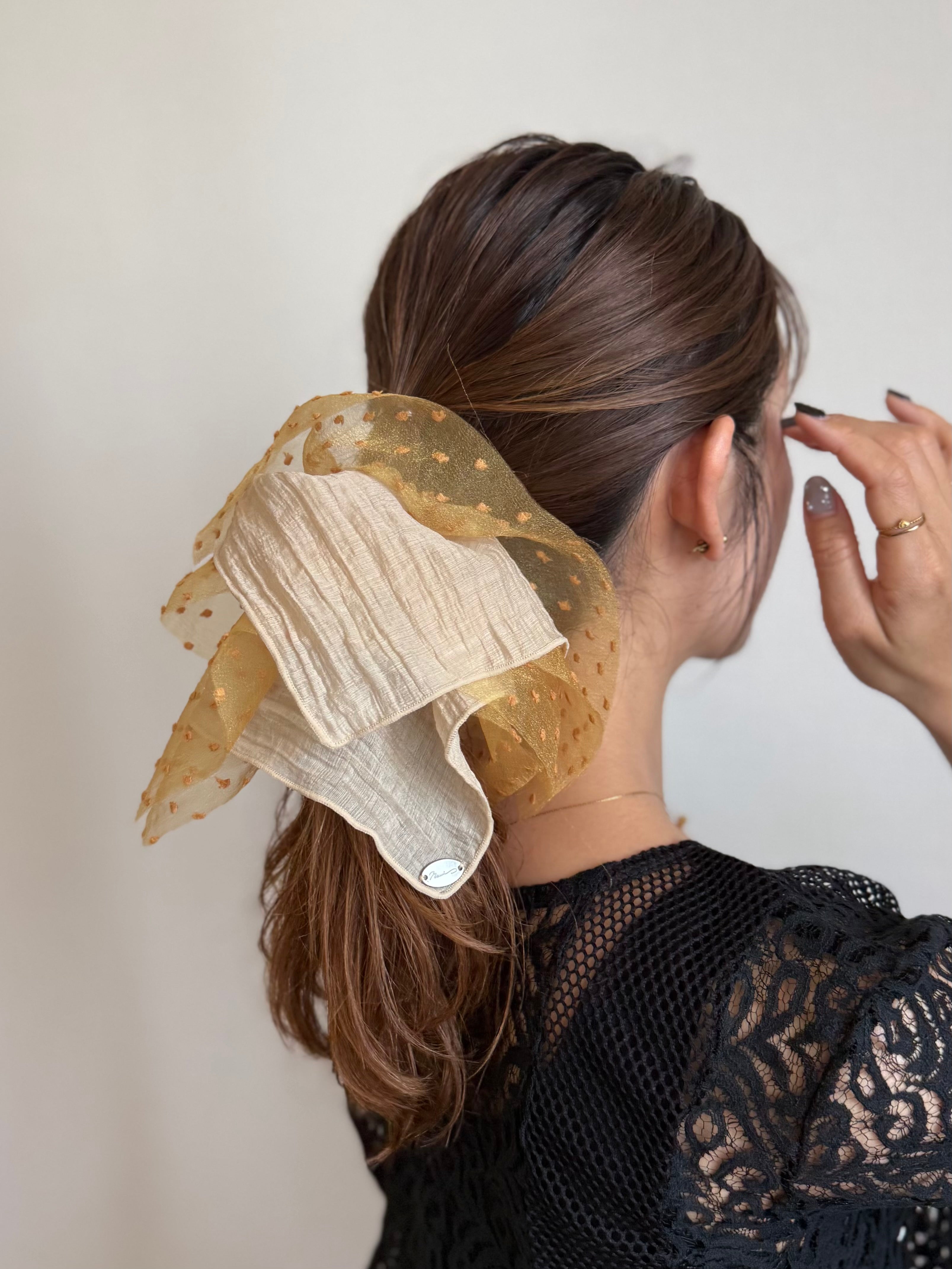 EMBROIDERY SQUARE SCRUNCHIE