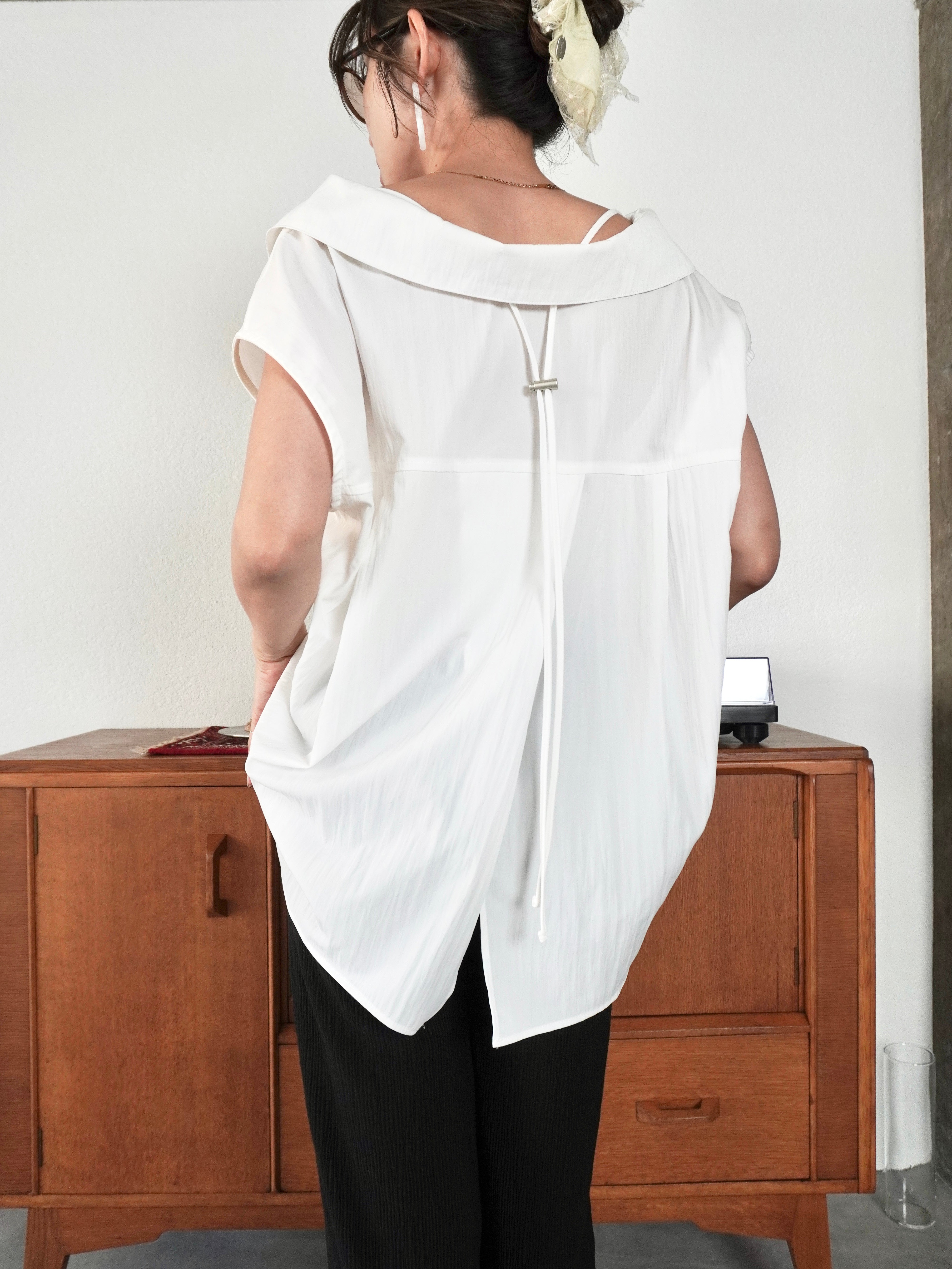 DRAWSTRING BLOUSE