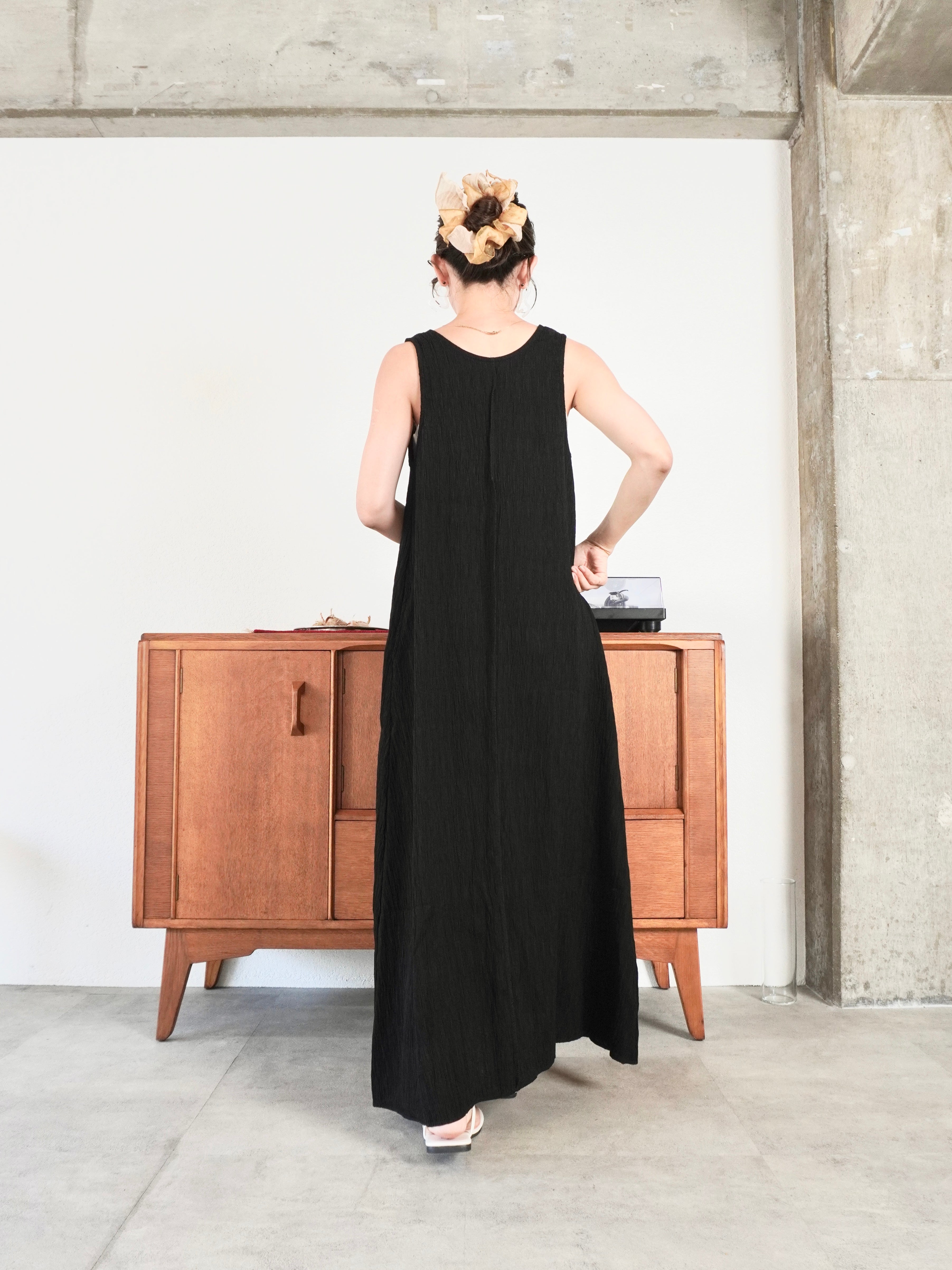 2WAY SLEEVELESS DRESS - V NECK -