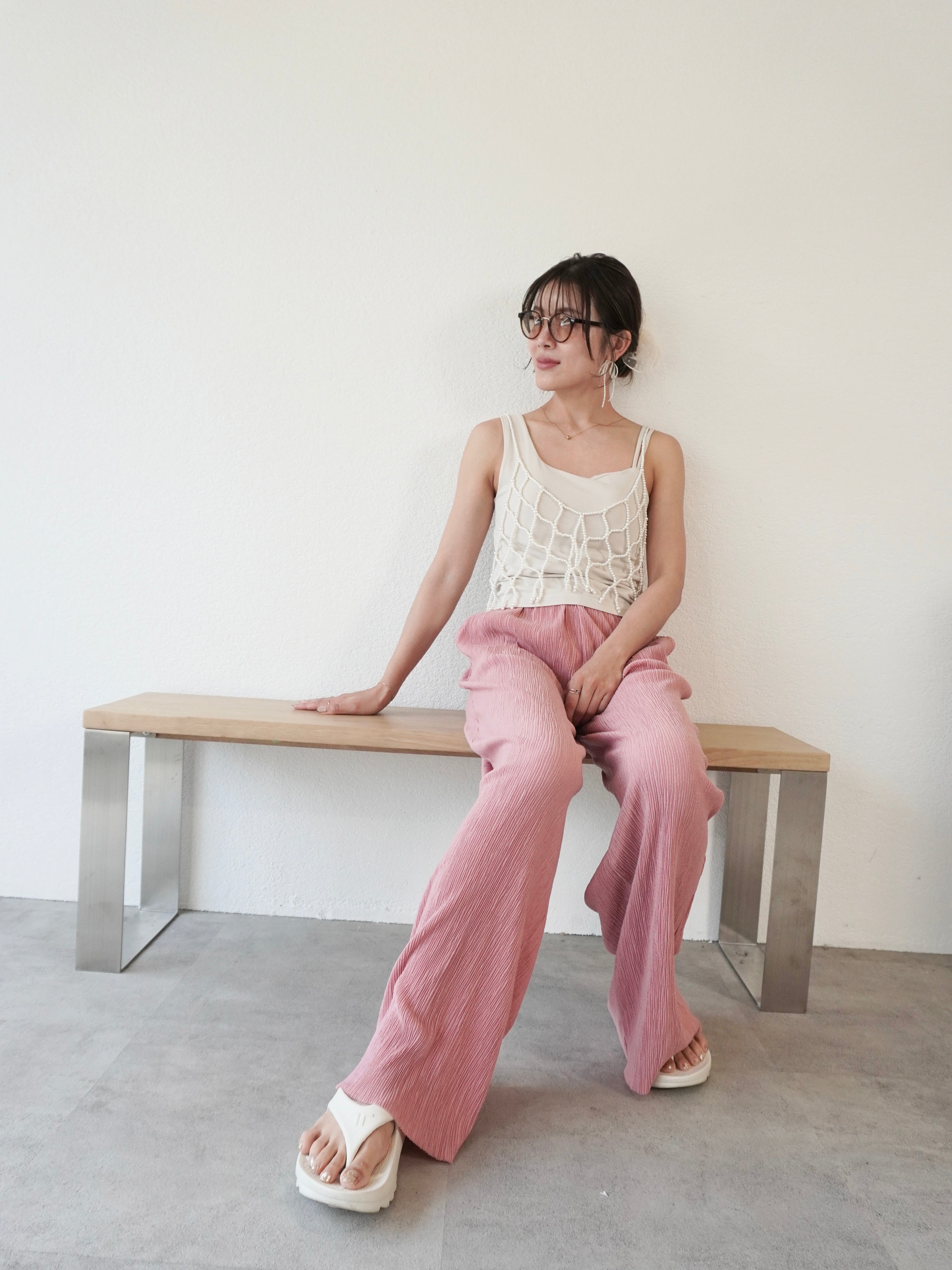 LIGHT TEXTURE STRAIGHT PANTS