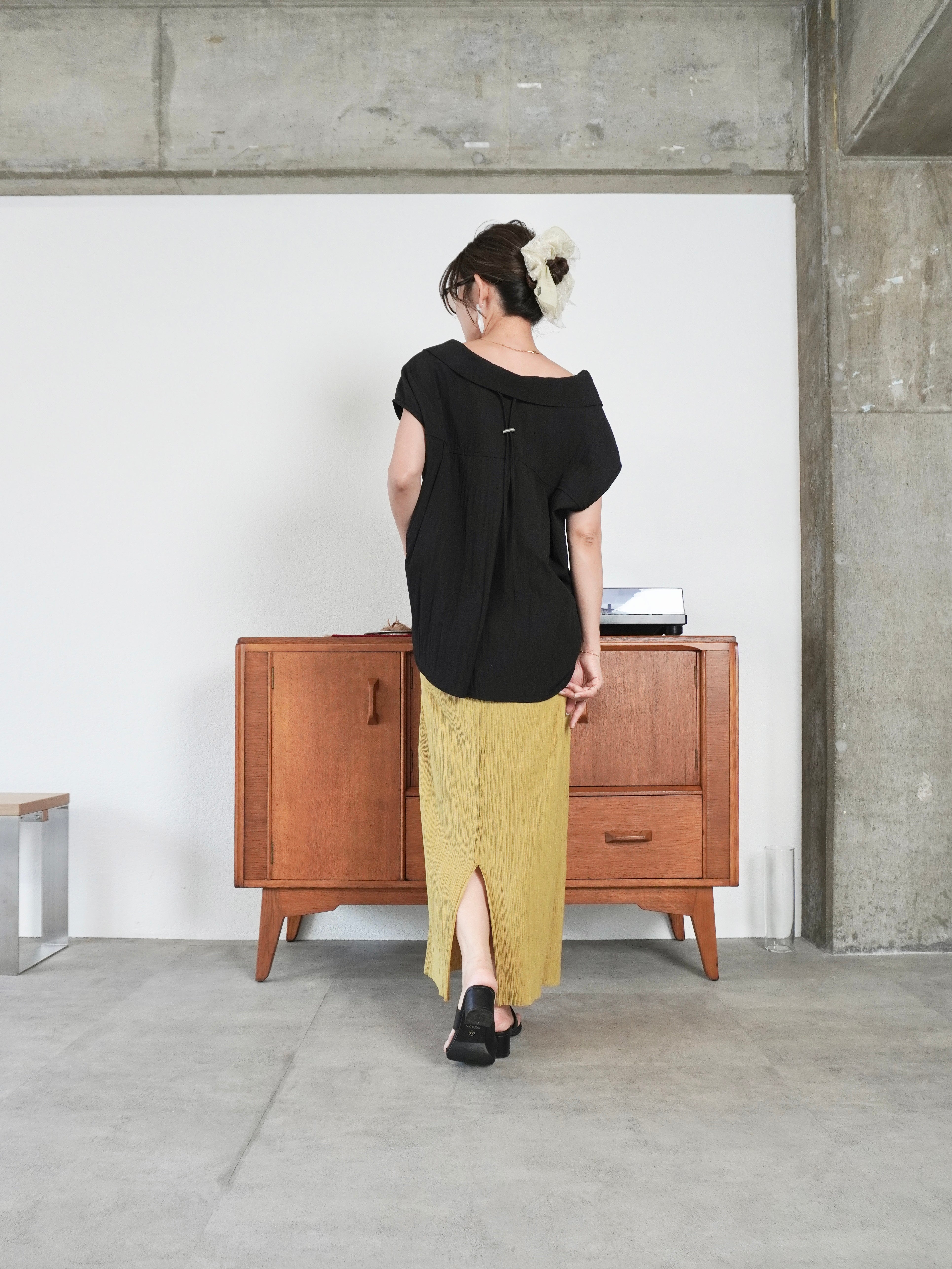 DRAWSTRING BLOUSE