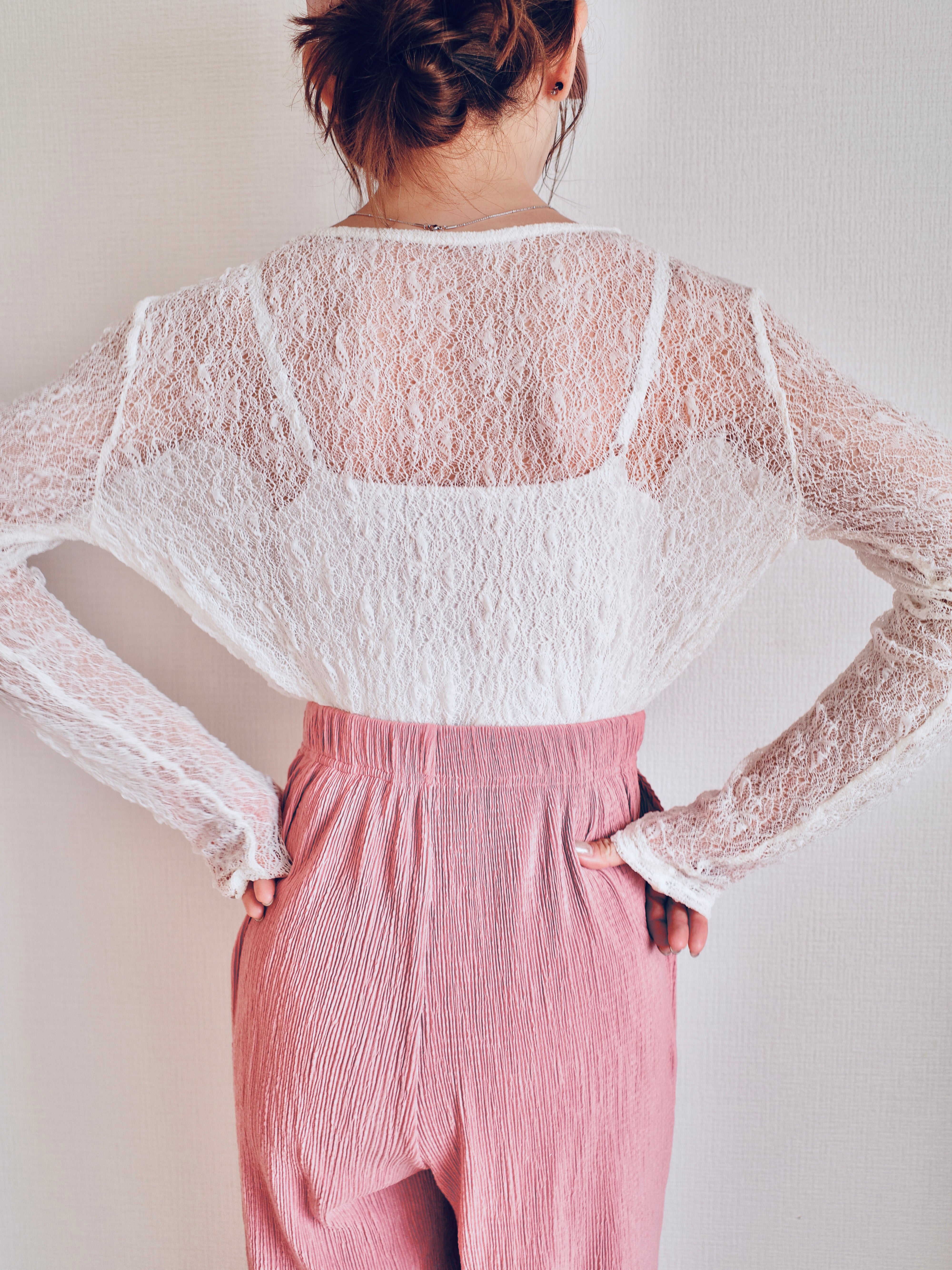 STRETCH LACE FIT TOP