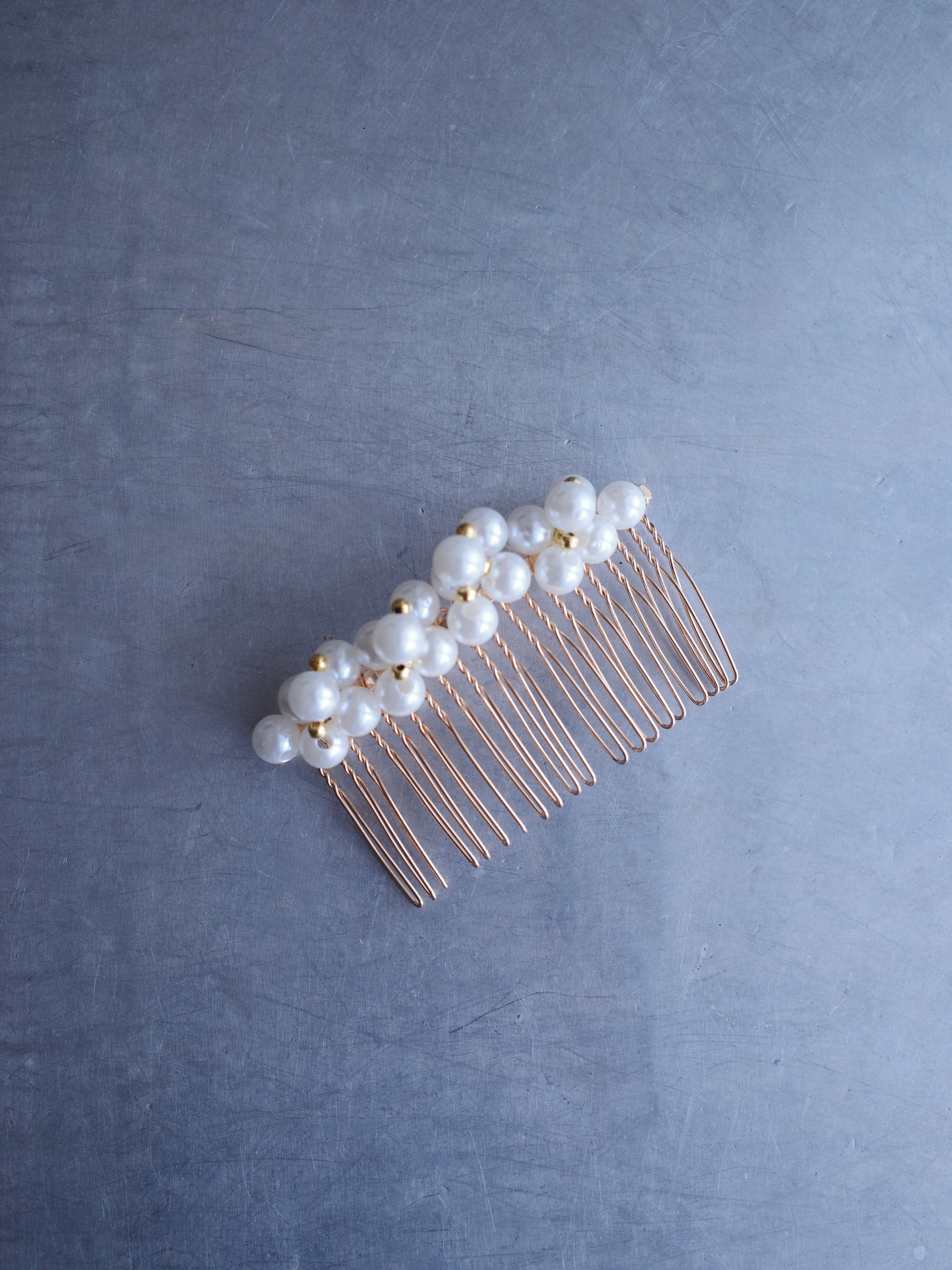 PEARL BEADED HAIR COMB