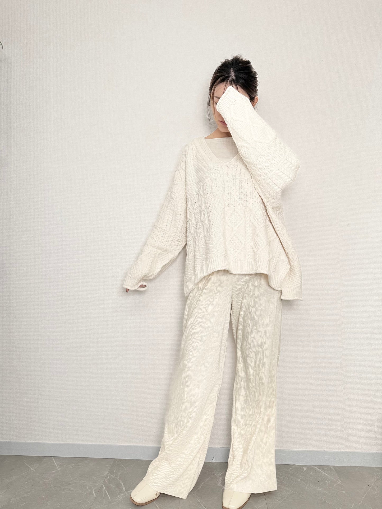 【NEW】ベロアライクストレートパンツ