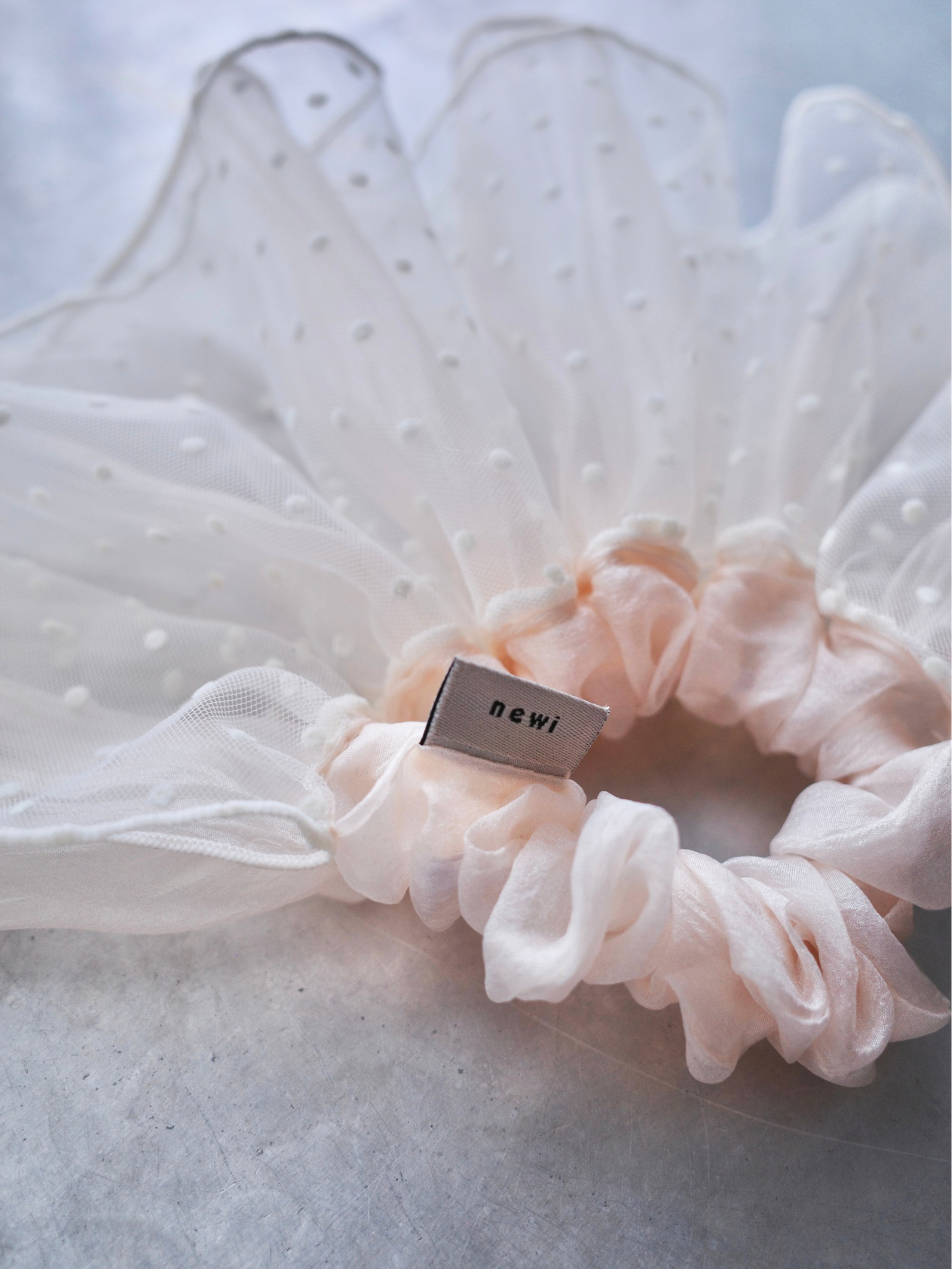 SHEER DOT SCRUNCHIE