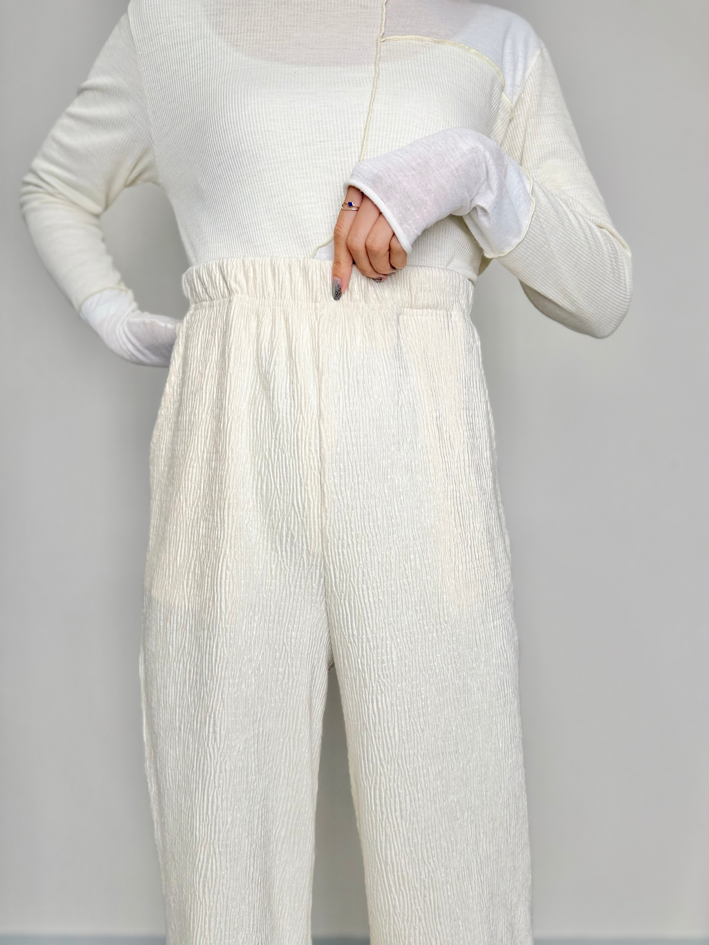 VELOUR LIKE STRAIGHT PANTS