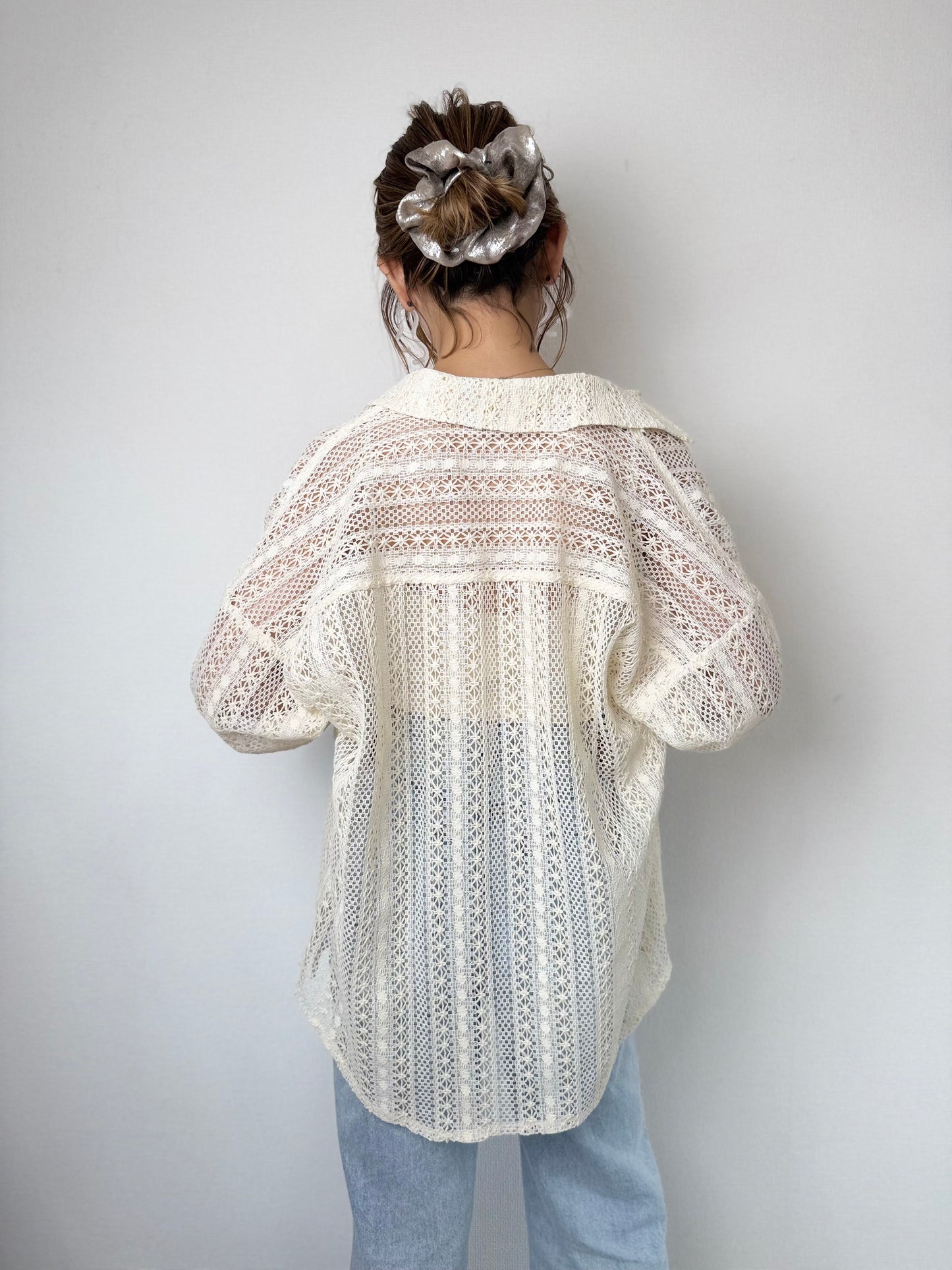 透かし編みルーズシャツ