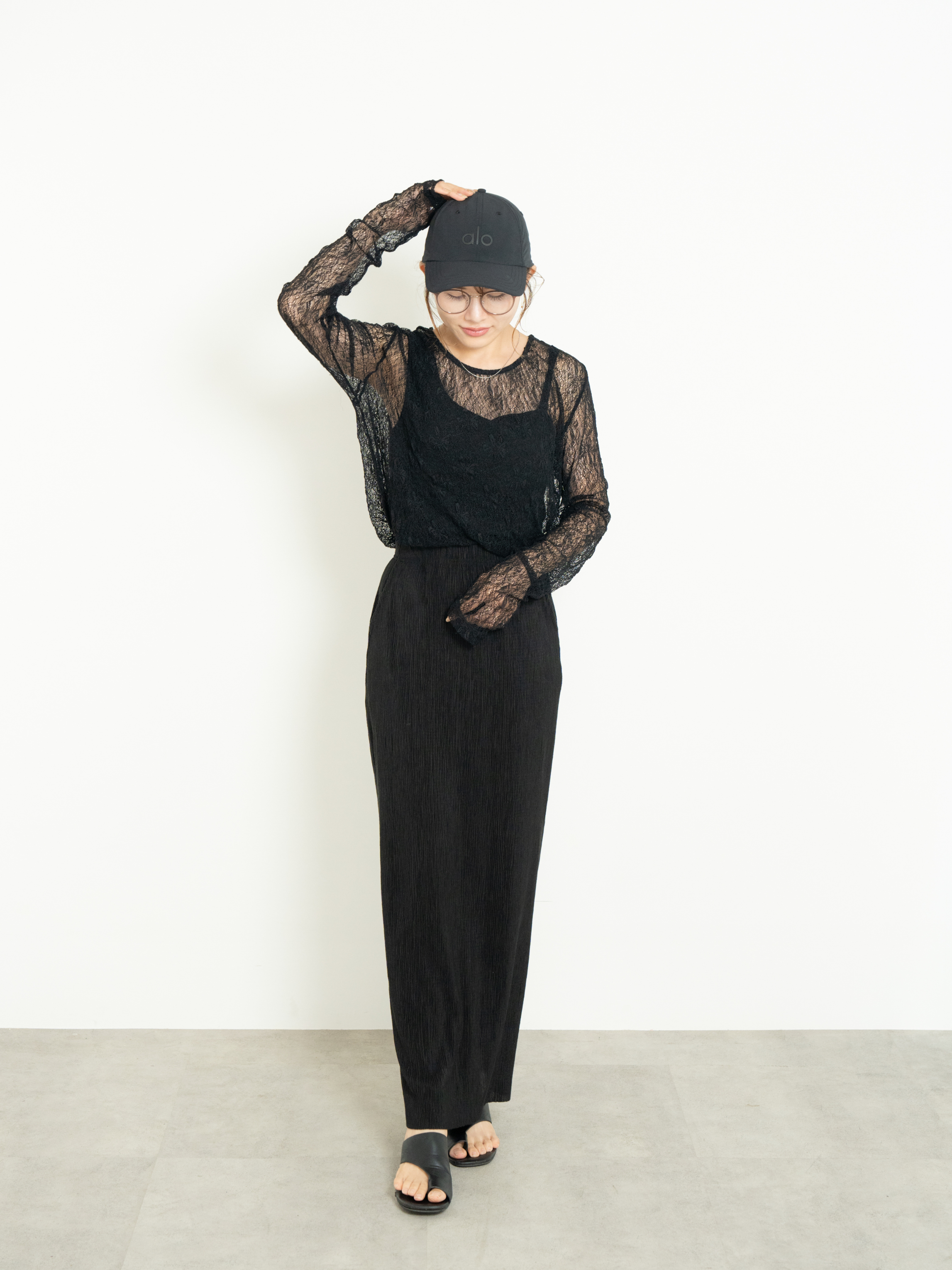 STRETCH LACE FIT TOP