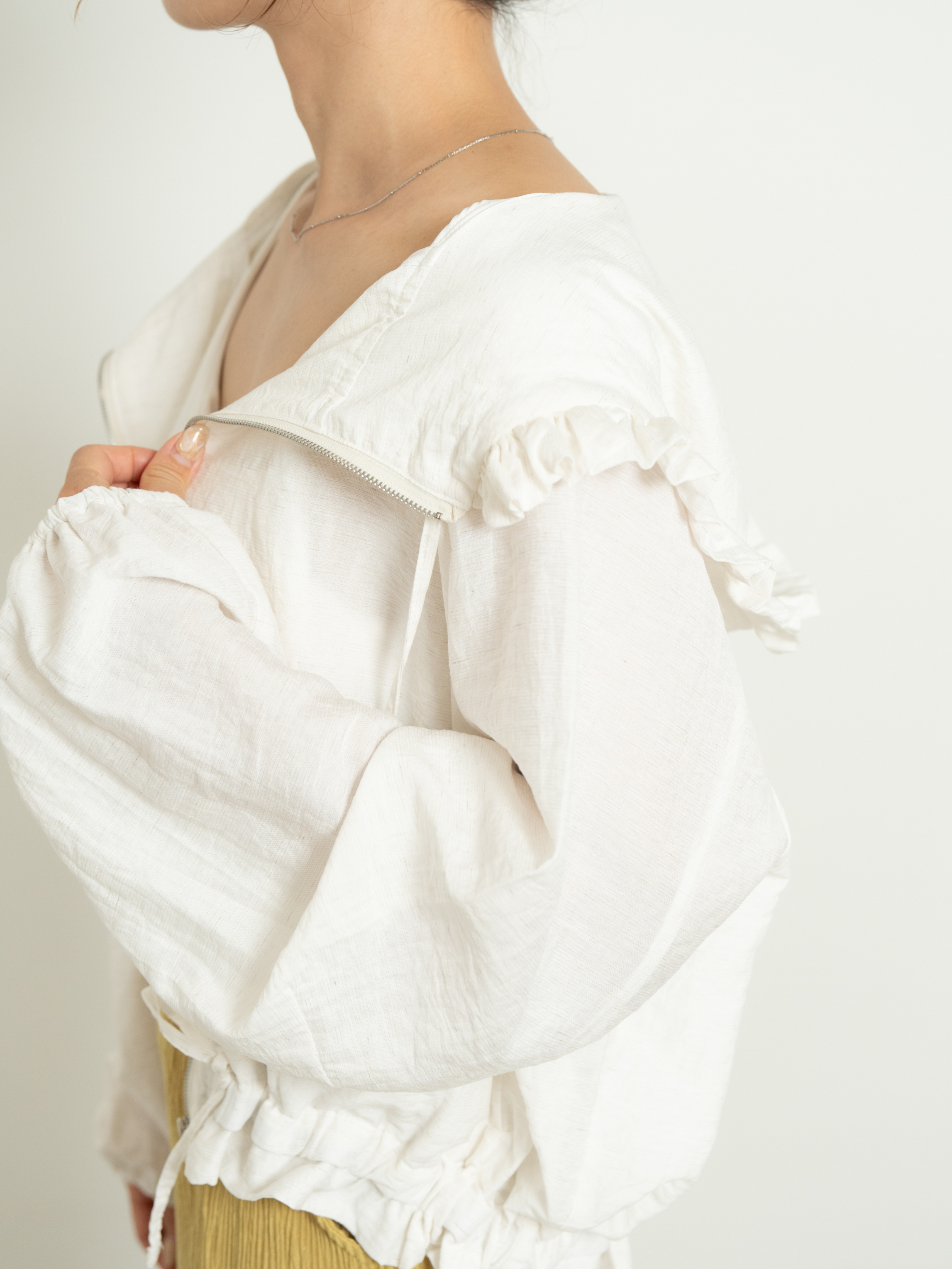 LIGHT LINEN ZIP JACKET