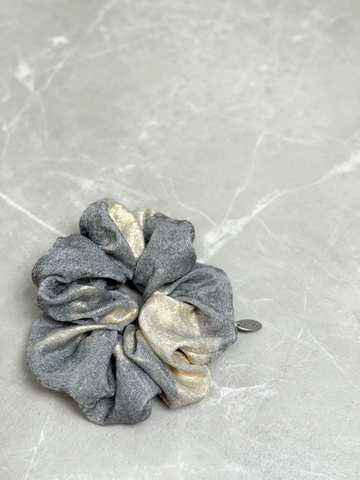 秋限定色ミディアムシュシュ