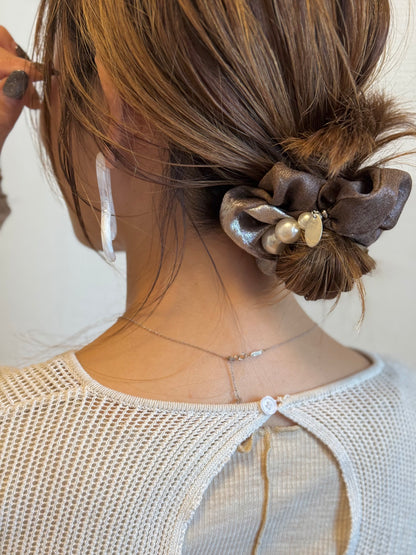 【先行販売】５連パールシュシュ