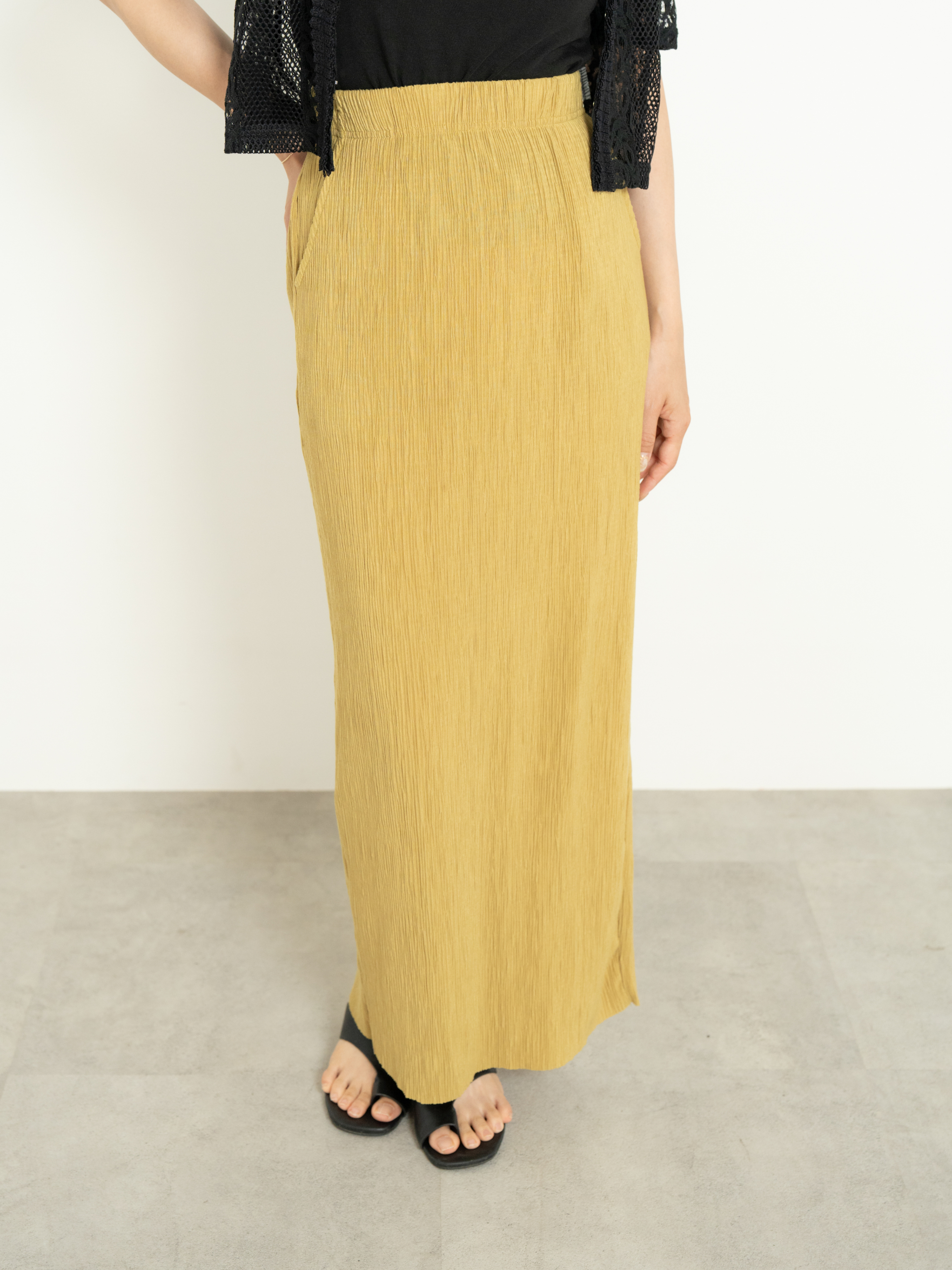 LIGHT TEXTURE PENCIL SKIRT