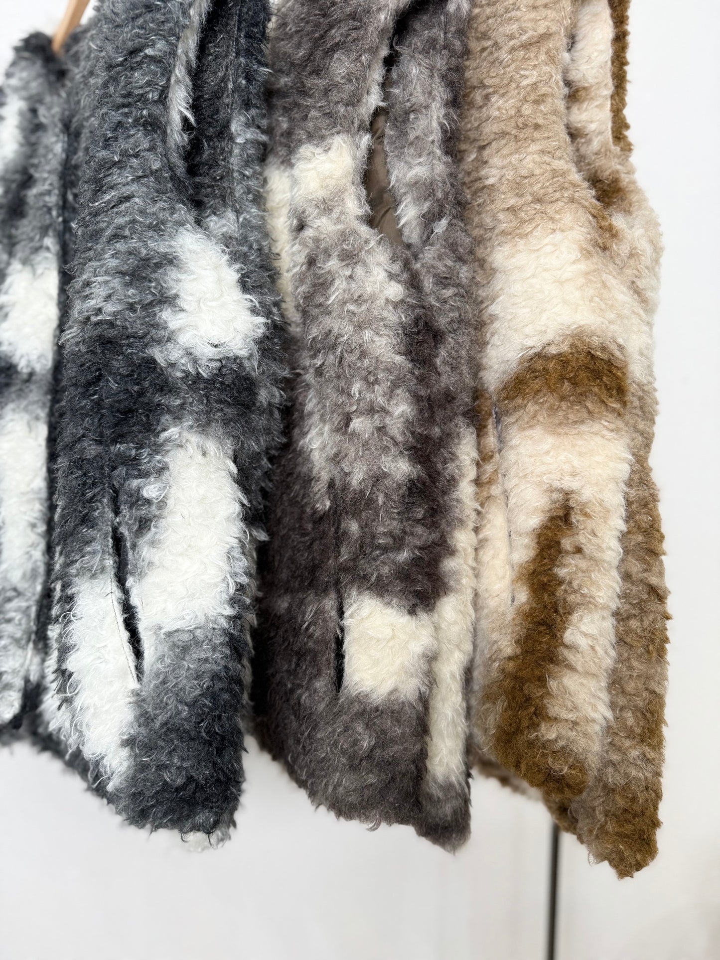 MIRAGE ART FUR VEST
