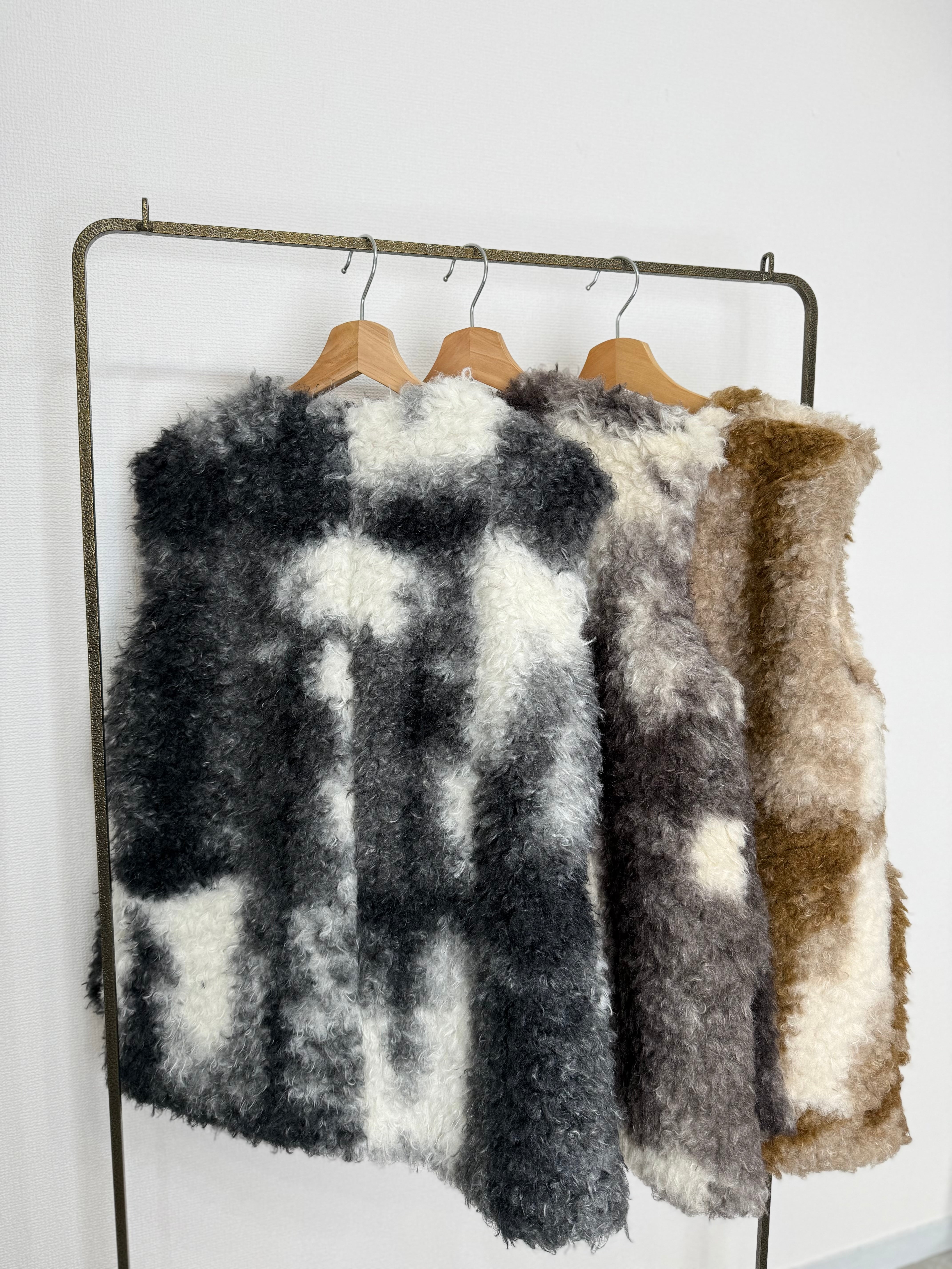 MIRAGE ART FUR VEST