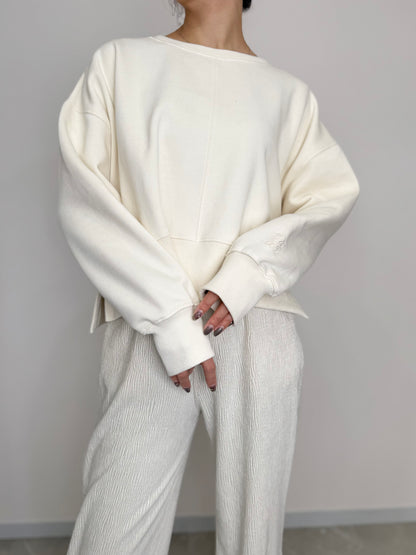 NEWI SILKY CURVE SWEAT