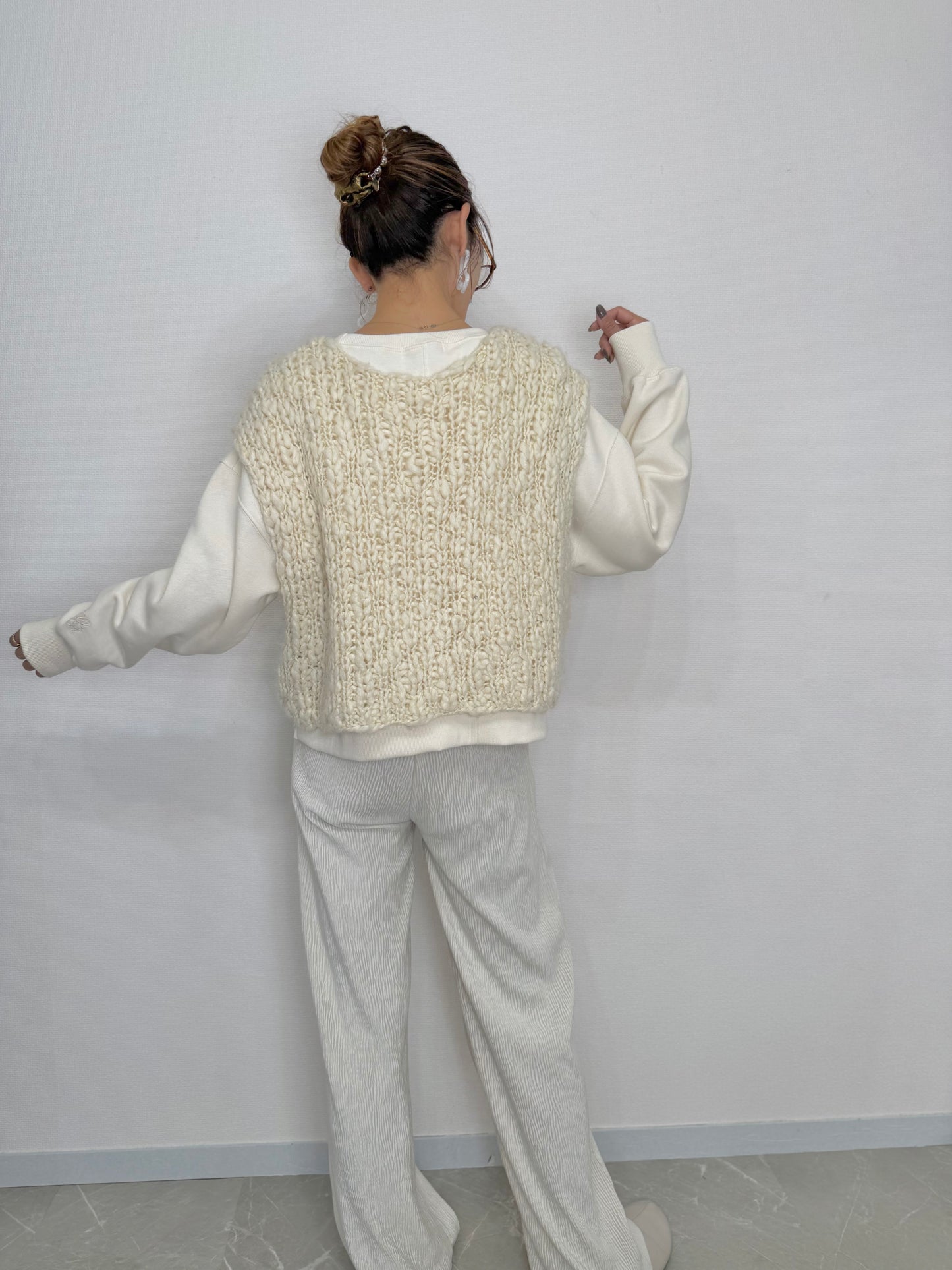 NEWI SILKY CURVE SWEAT