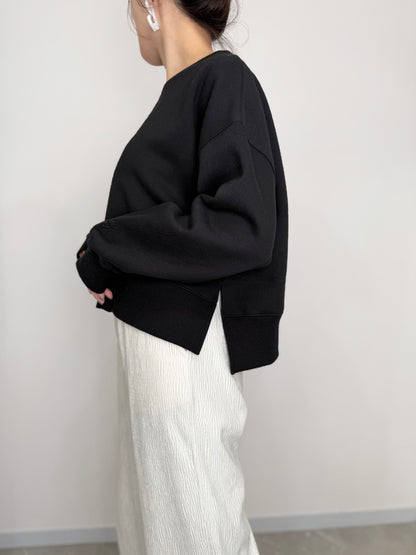 NEWI SILKY CURVE SWEAT