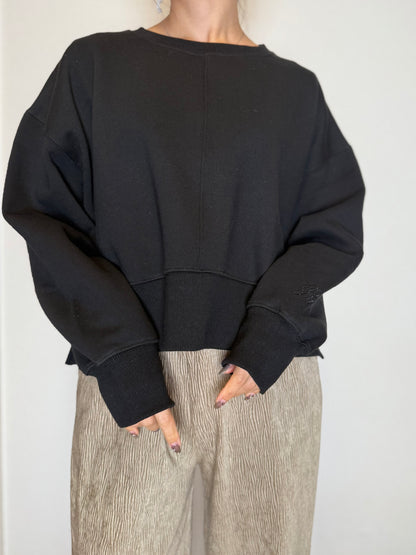 NEWI SILKY CURVE SWEAT