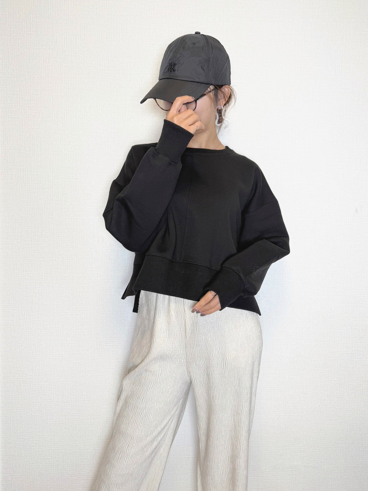 【10/23(金) 20:00〜 再販】NEWI SILKY CURVE SWEAT