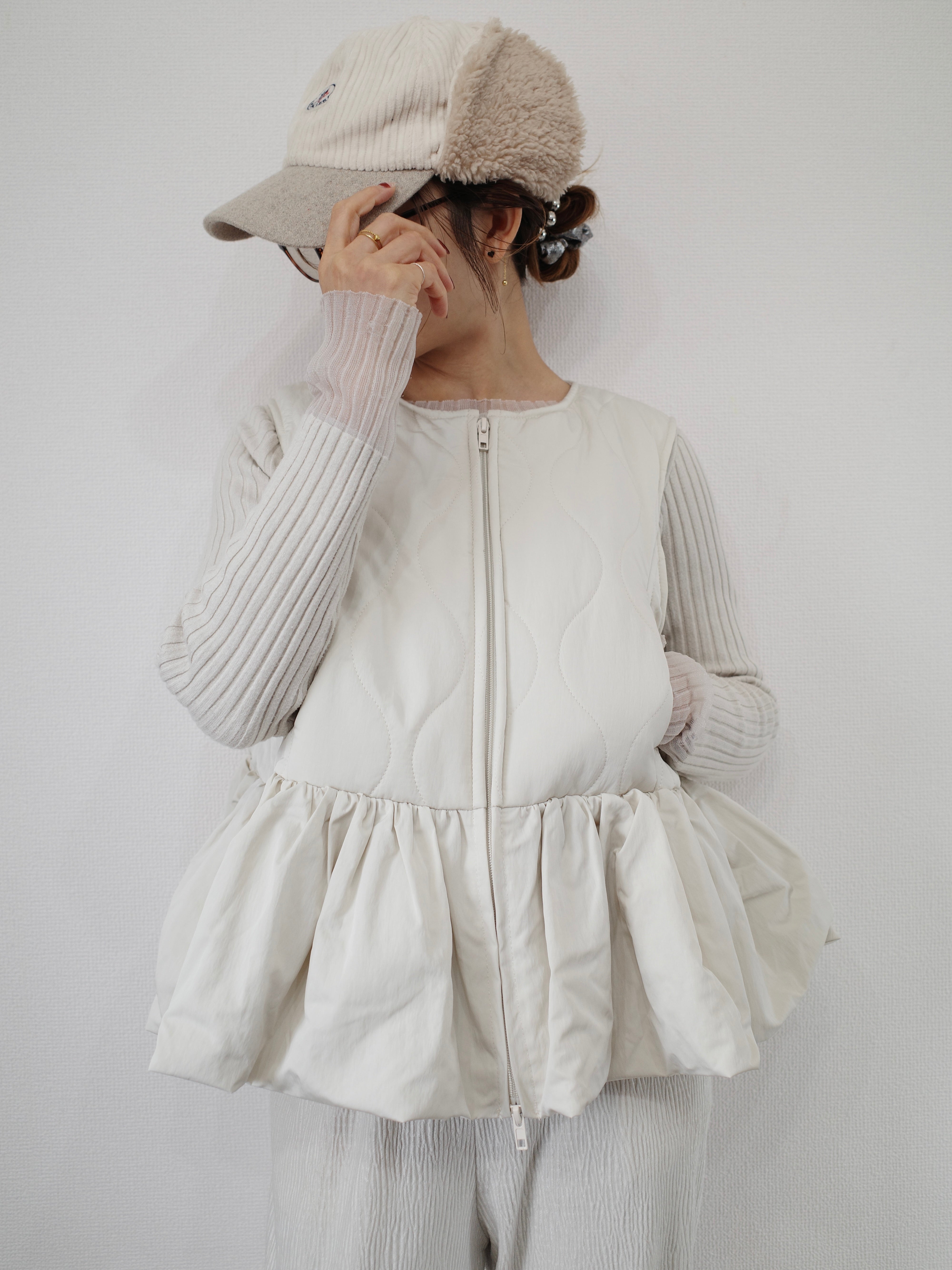 FRILL HEM QUILTING VEST