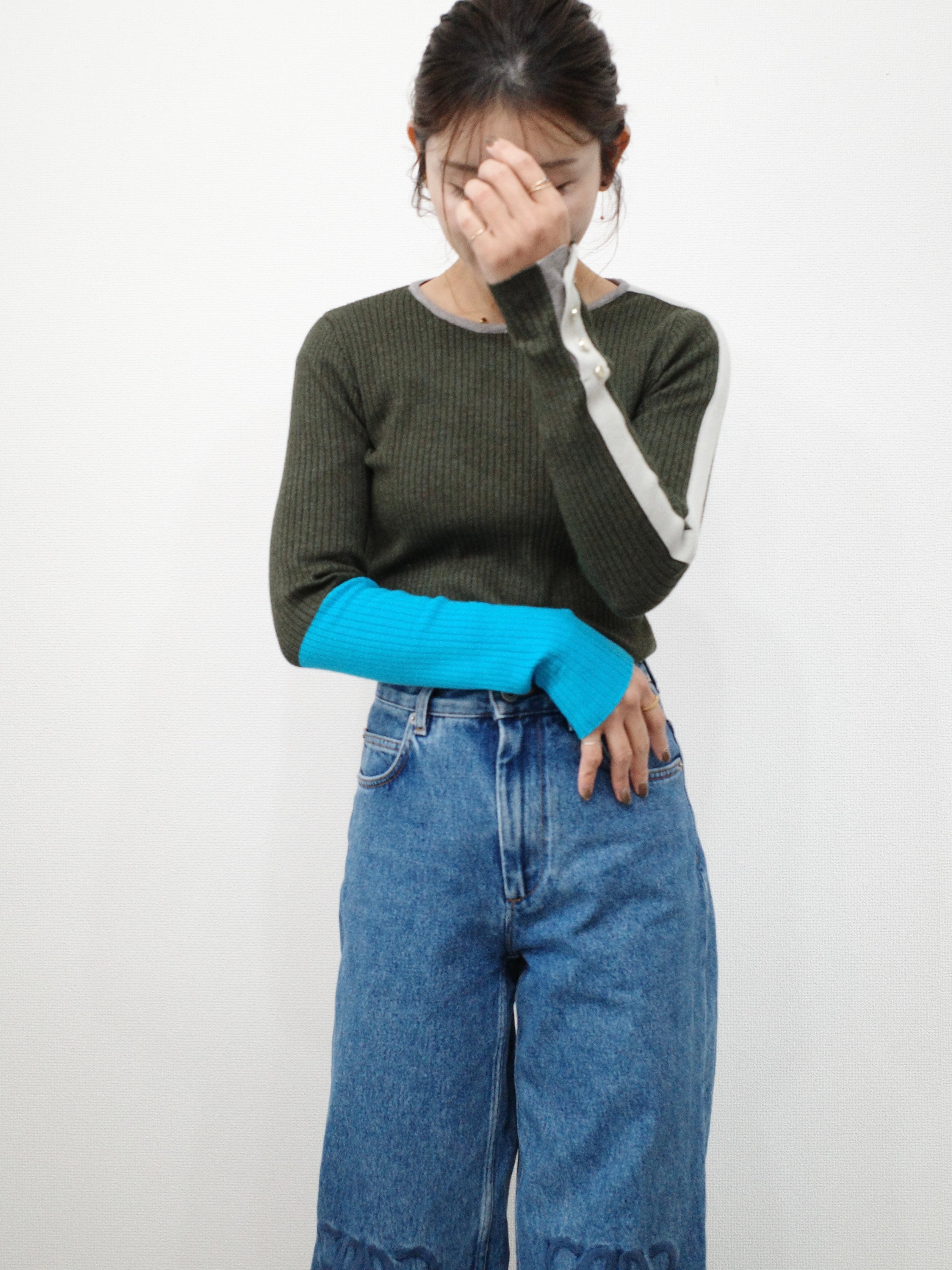 EN LINE ASYMMETRY RIB KNIT