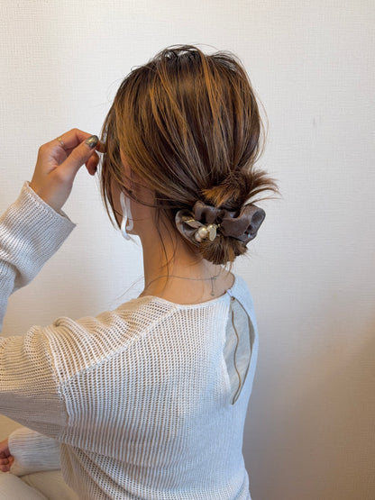 【先行販売】５連パールシュシュ