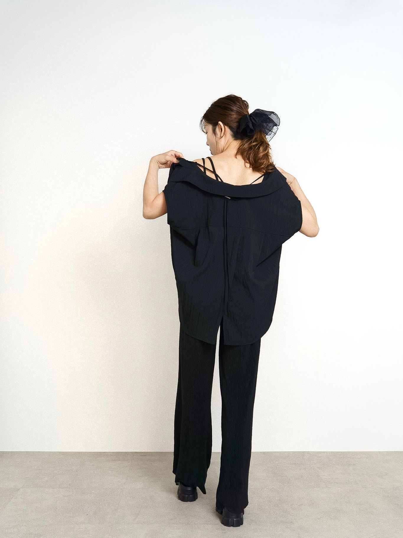 DRAWSTRING BLOUSE