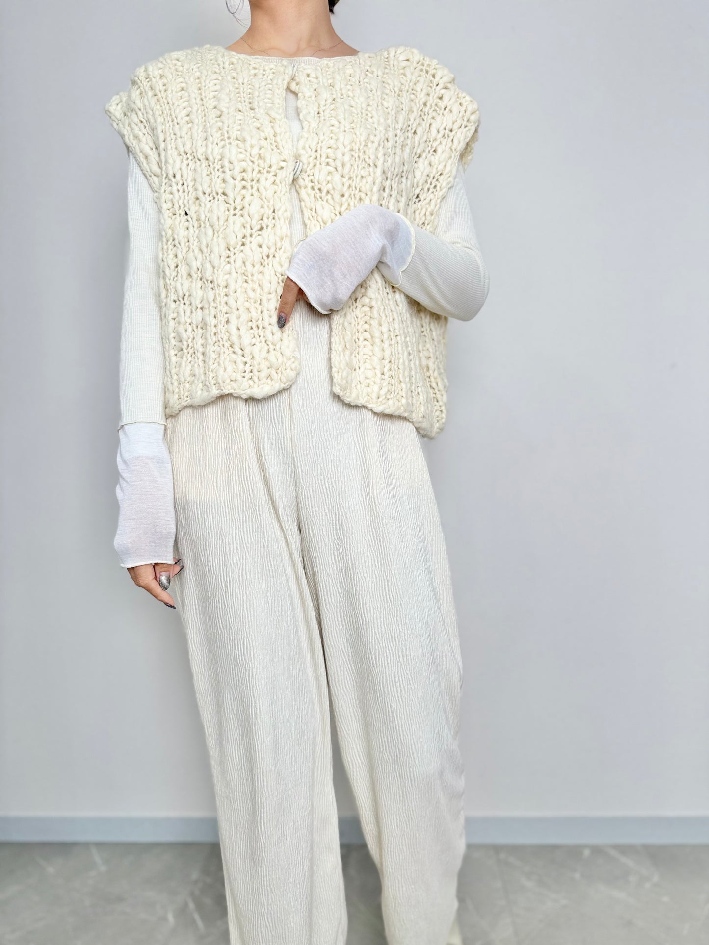 【NEW】ベロアライクストレートパンツ