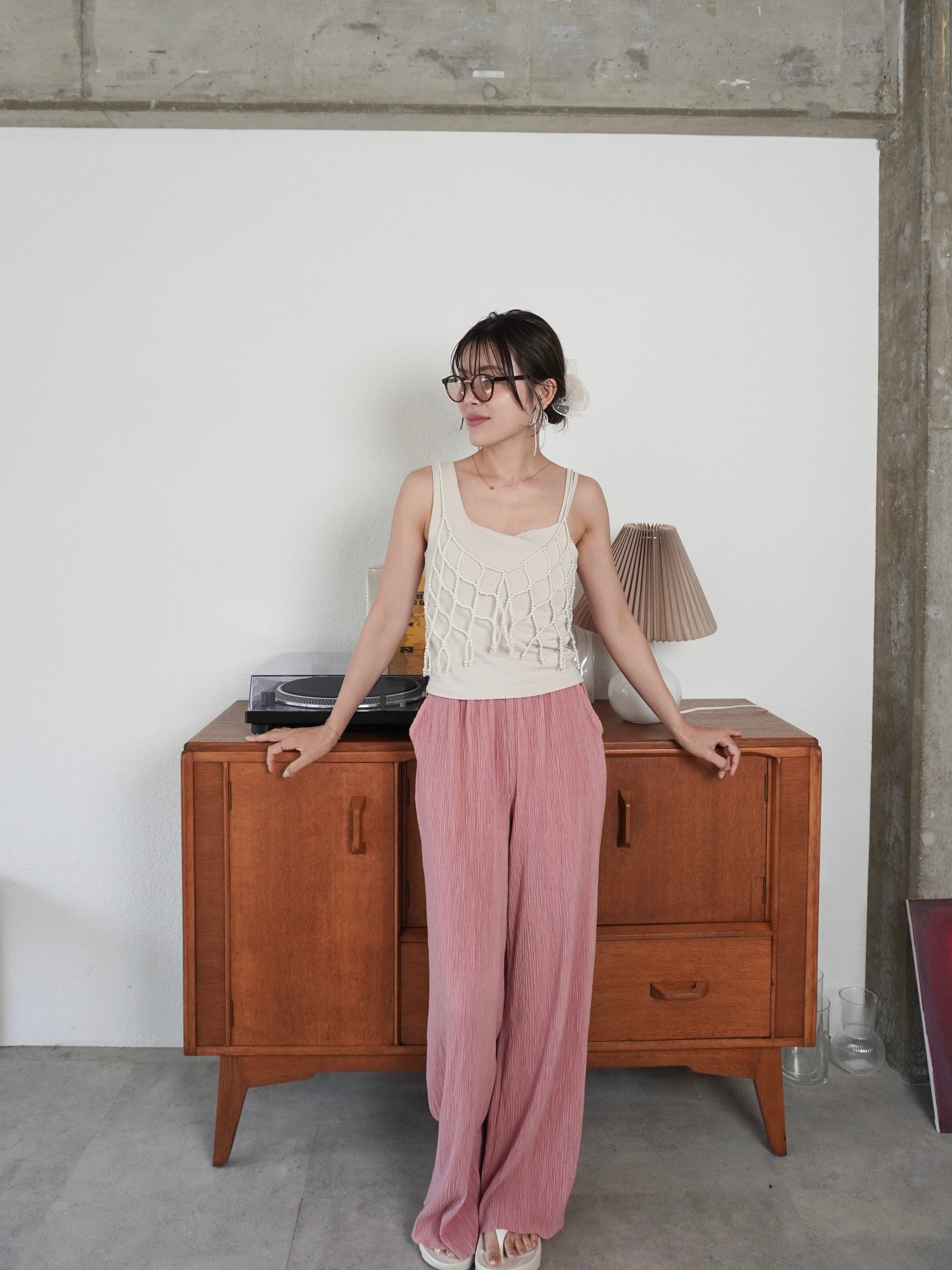 LIGHT TEXTURE STRAIGHT PANTS