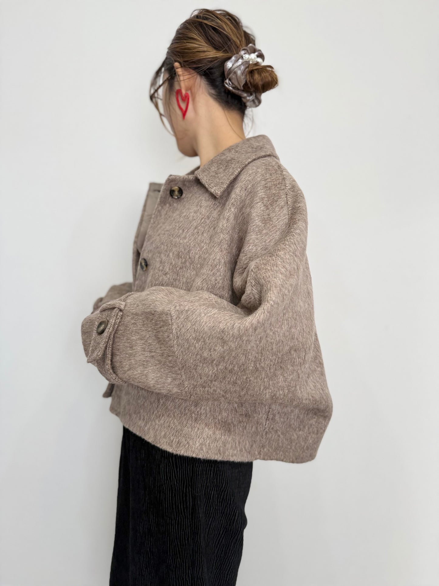 TAILORED WOOL SHORT COAT