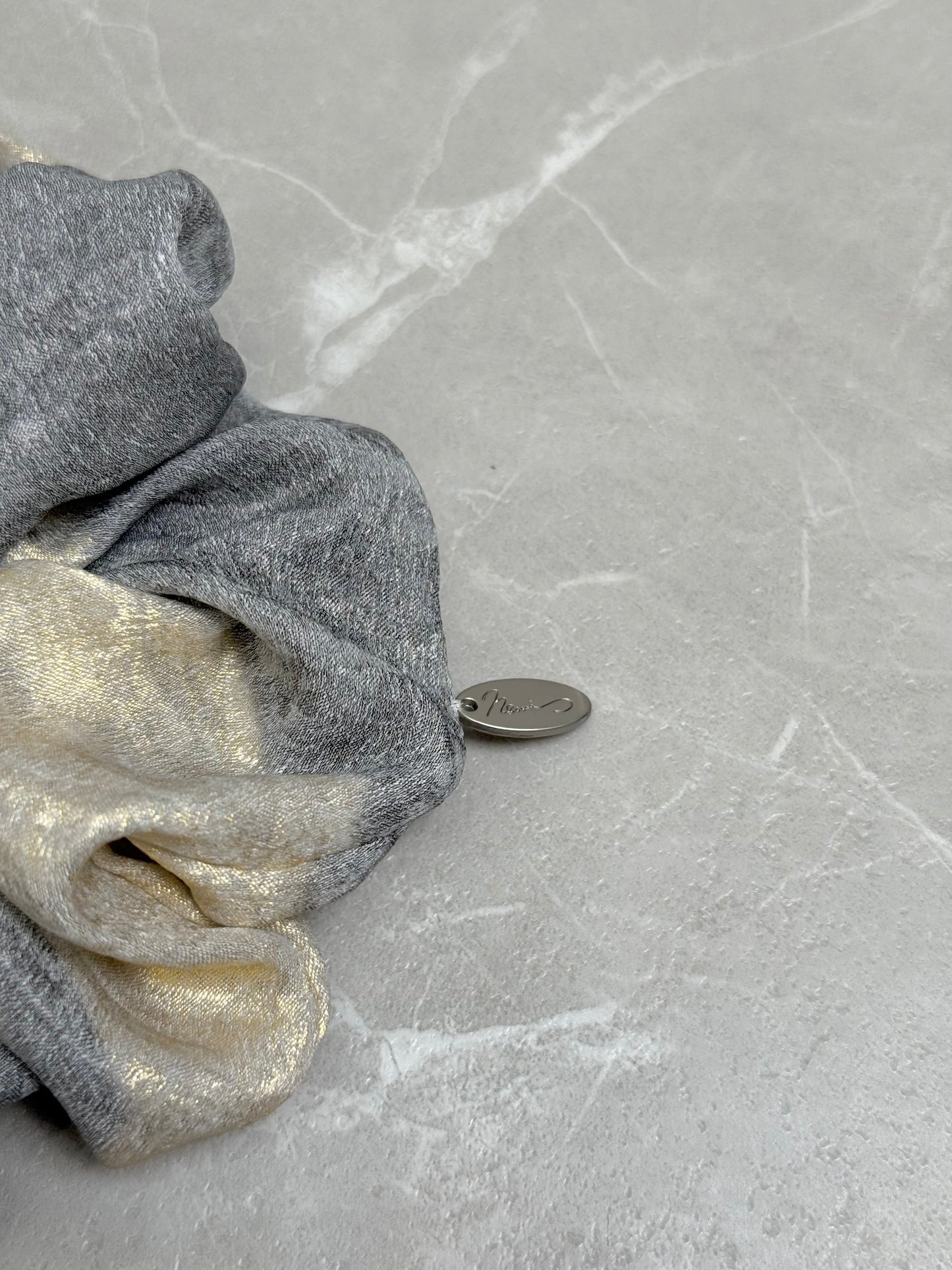 秋限定色ミディアムシュシュ