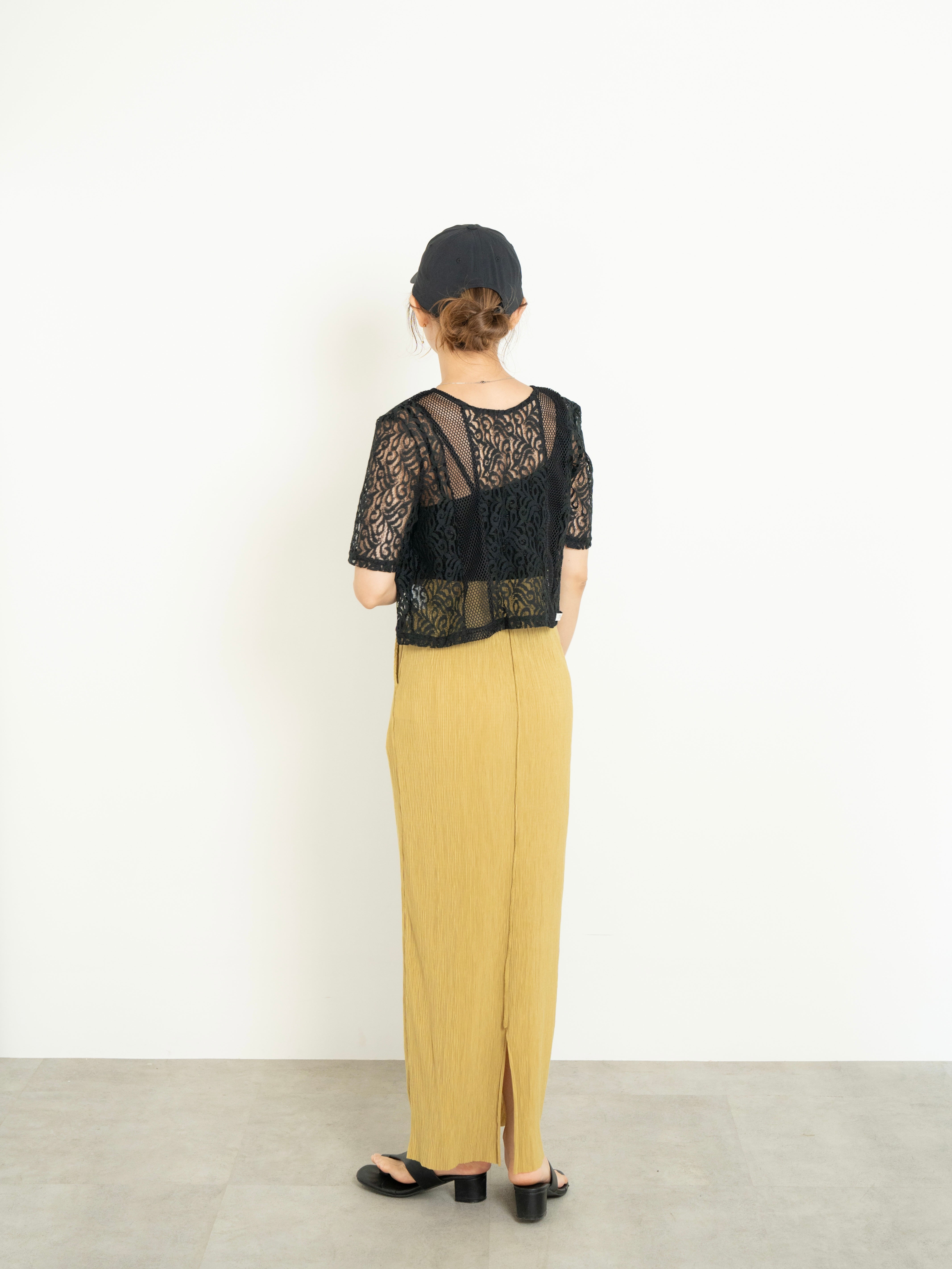 【3-SET】 SOFT FIT ASYMMETRY BRA TOP + 2WAY CLASSICAL LACE MESH TOP + LIGHT TEXTURE PENCIL SKIRT