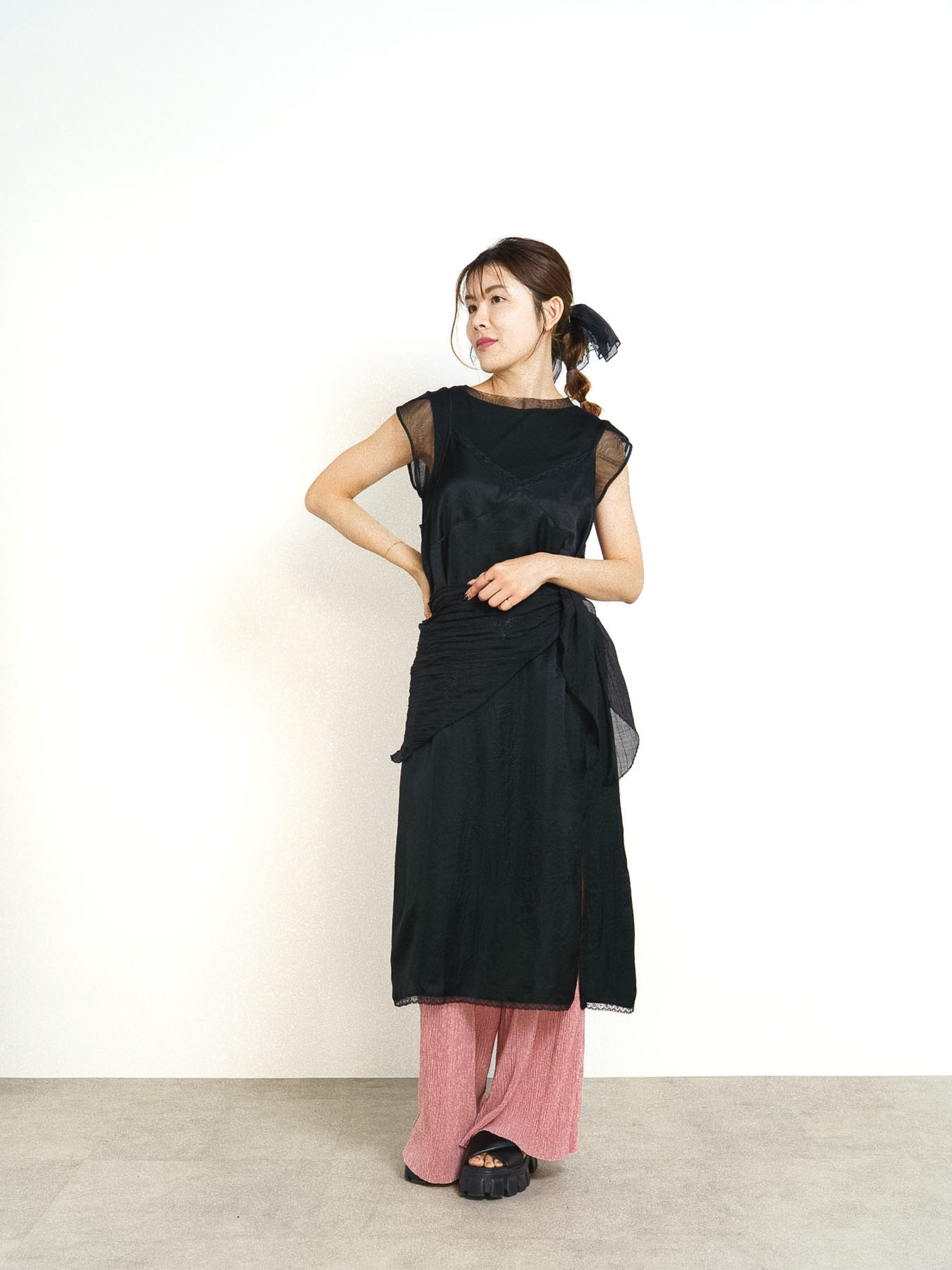 LACE TRIM LAYERED DRESS