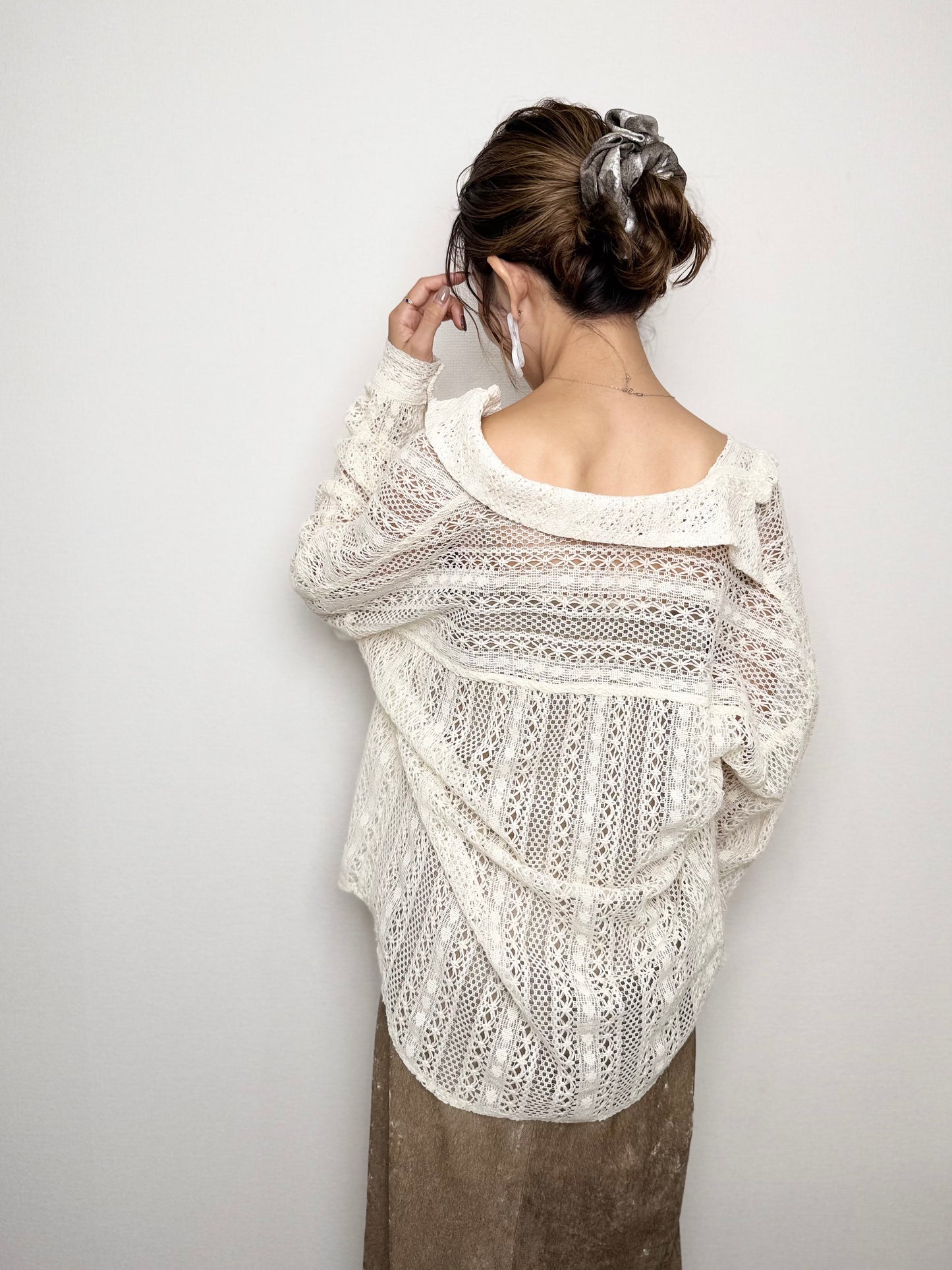 透かし編みルーズシャツ